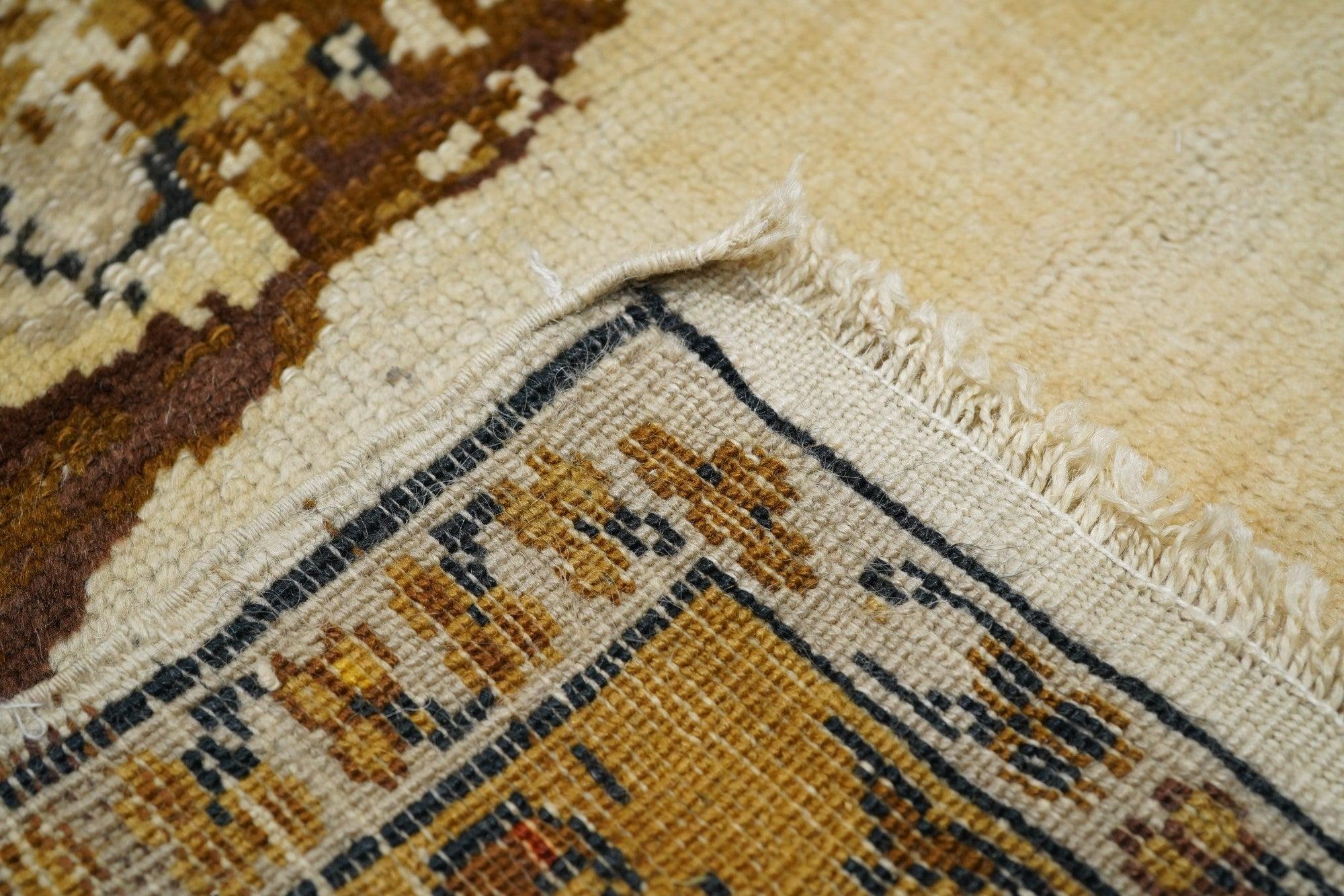 Antico leone persiano Tabriz in lana  Tappeto 3'7'' x 4'8'' in vendita 3