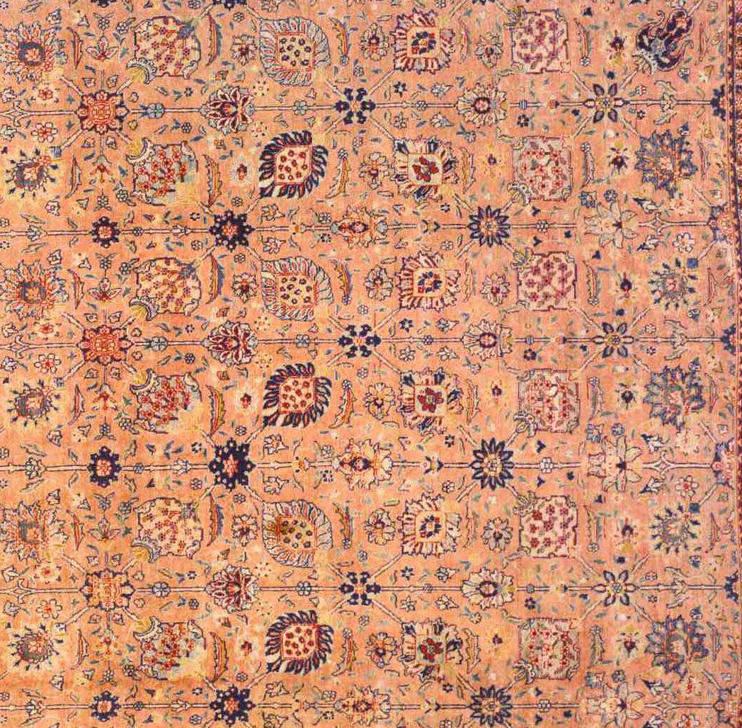 Annodato a mano Antico tappeto orientale persiano Tabriz, di grandi dimensioni con disegno floreale a tutto campo in vendita