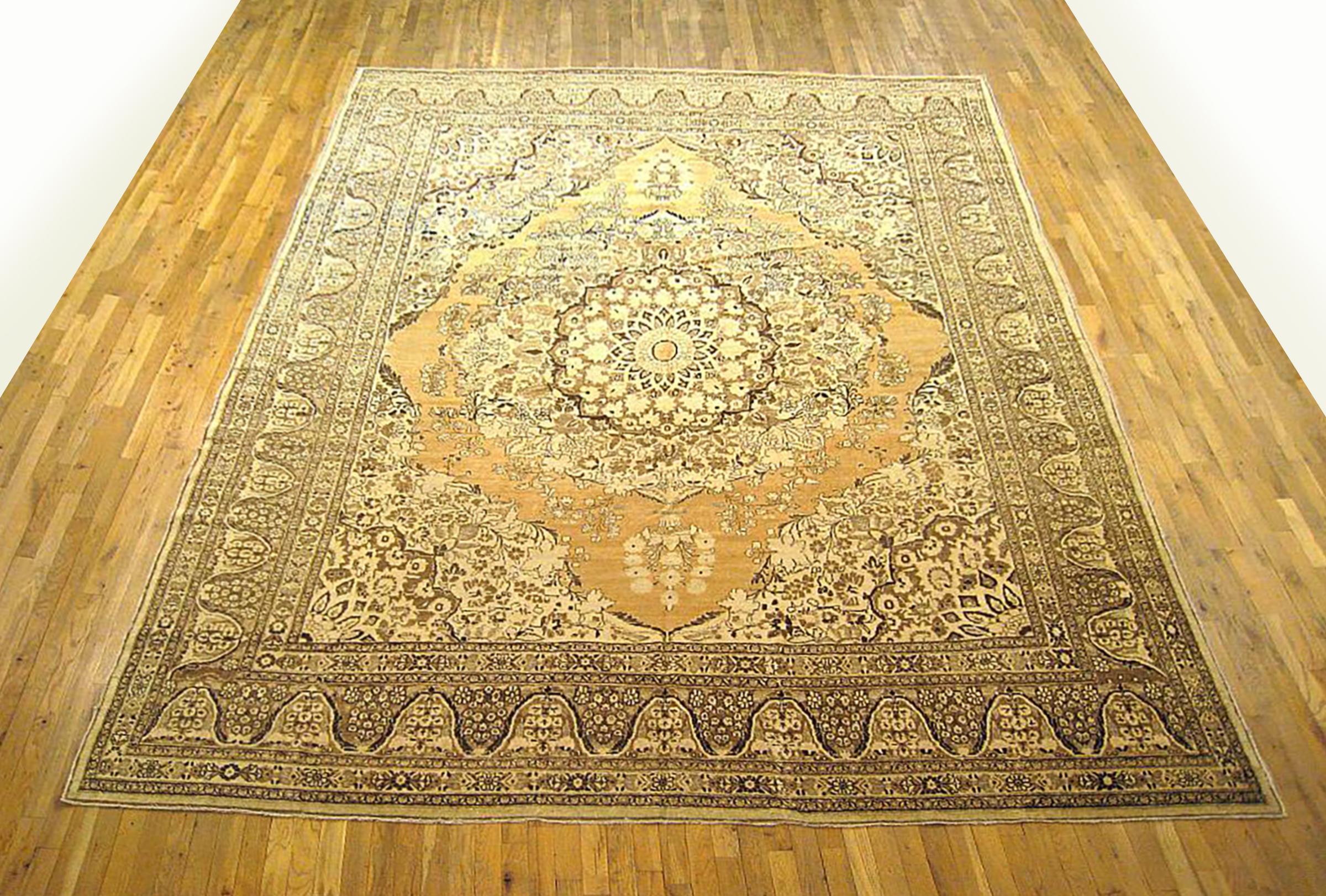 Antique Perisan Tabriz oriental carpet, circa 1900, room sized.

An antique Persian Tabriz oriental carpet, circa 1900. Size: 13'0