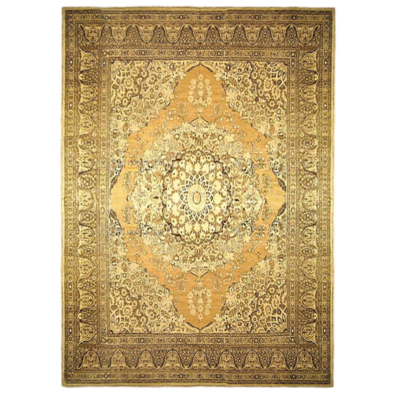 Antico tappeto persiano Tabriz orientale in formato camera con medaglione centrale