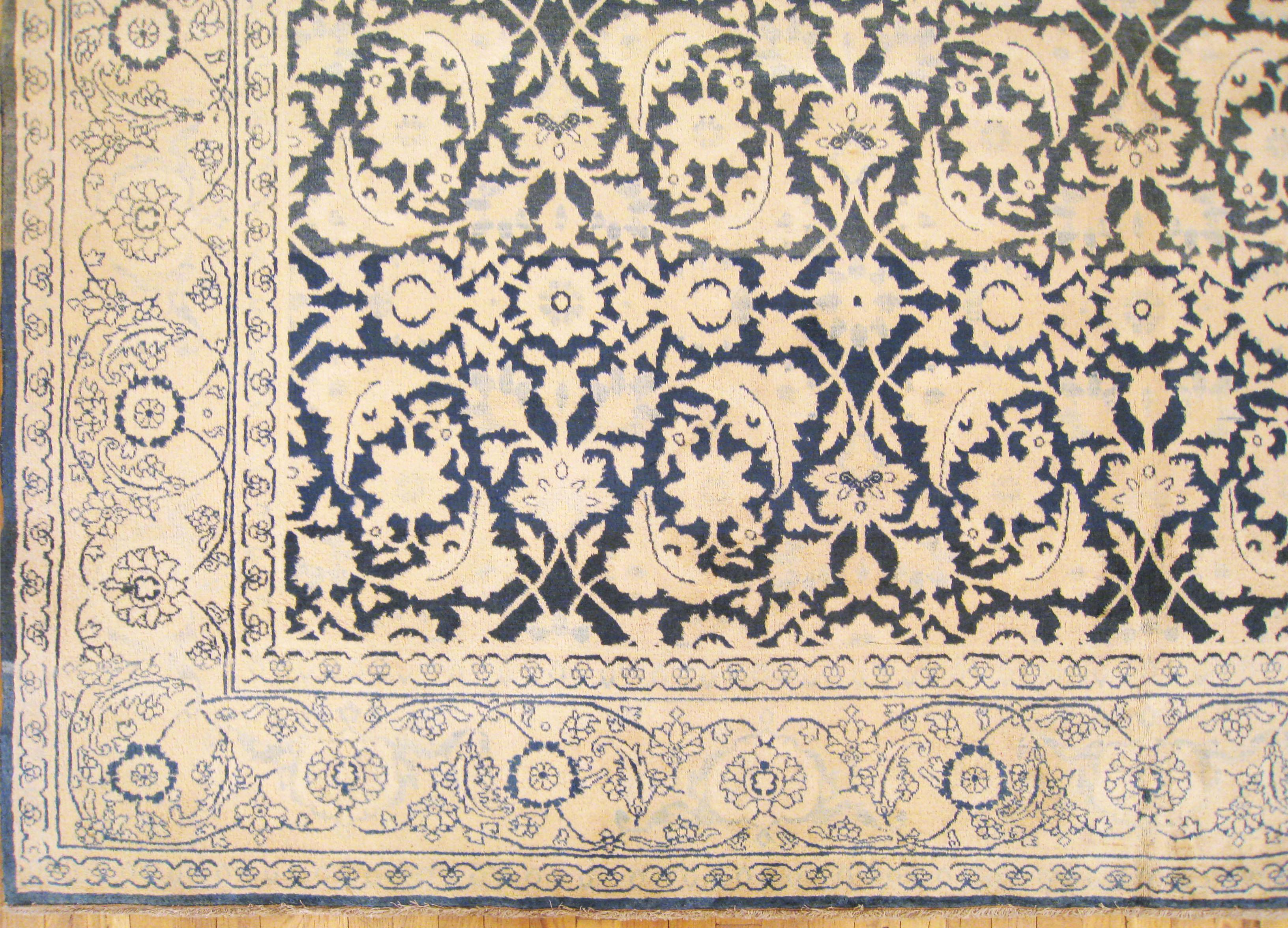 Perse Tapis persan ancien de Tabriz Oriental de taille normale avec motif Herati en vente