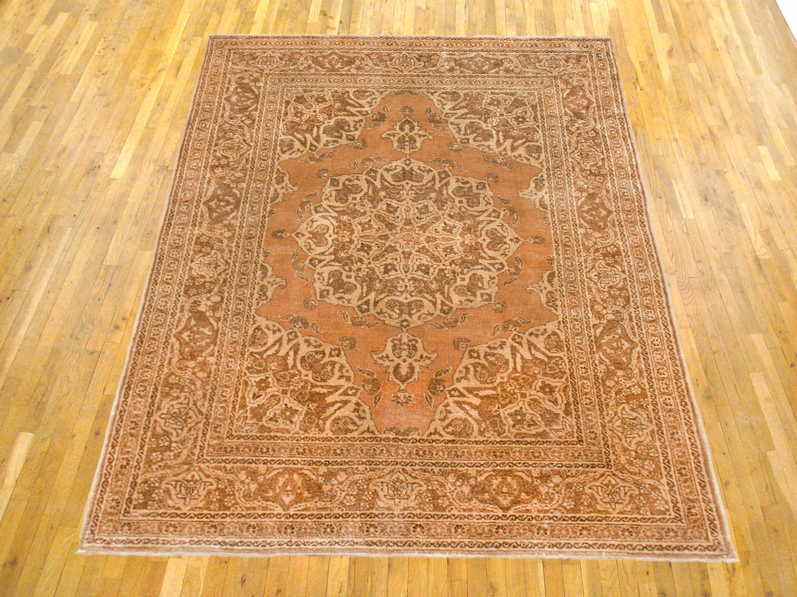 Antique Perisan Tabriz oriental carpet, circa 1900, small Sized

An antique Persian Tabriz oriental carpet, circa 1900. Size: 5'7