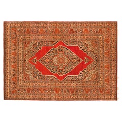 Antiker persischer Täbris- orientalischer Teppich in kleiner Größe mit zentralem Medaillon