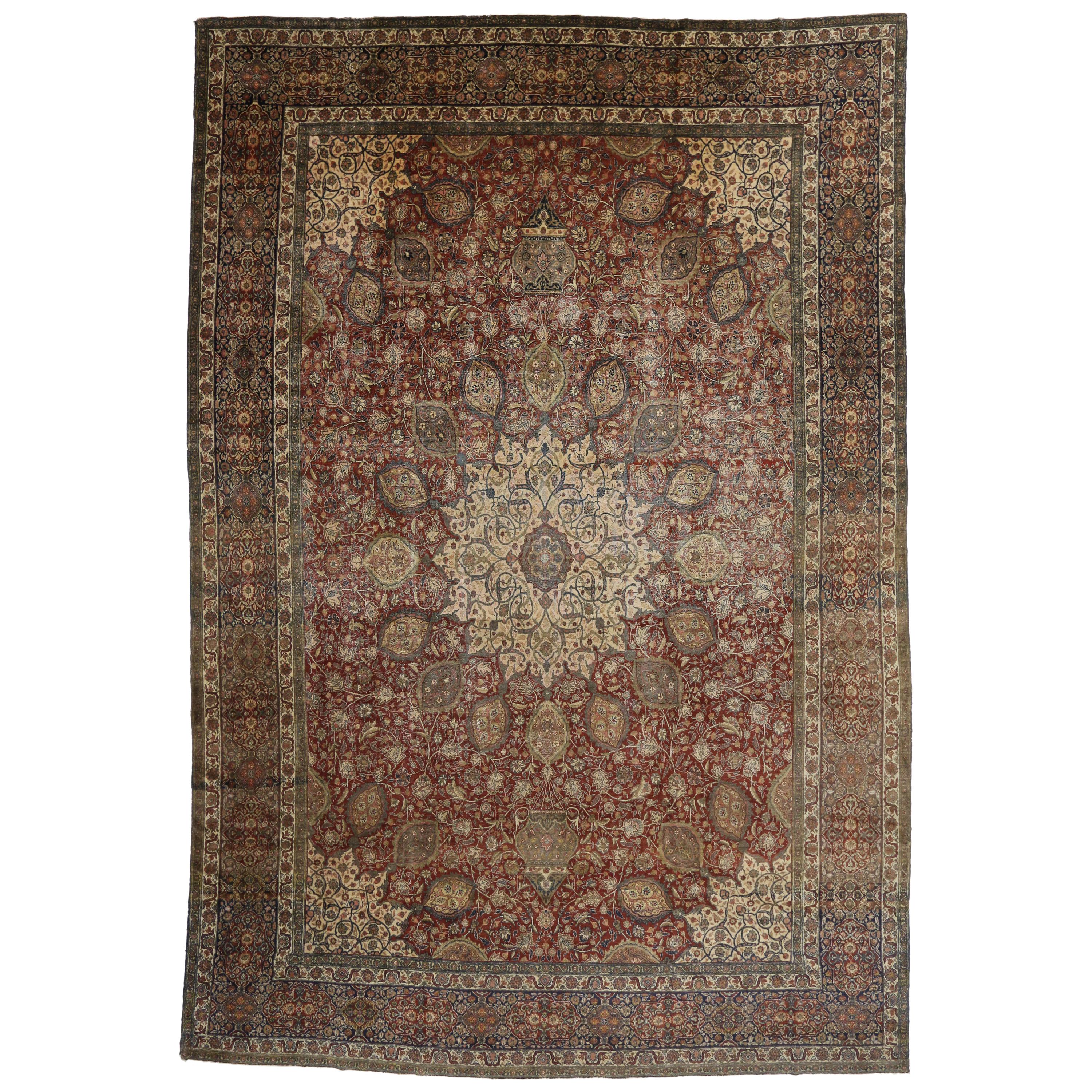 Tapis persan ancien de taille d'hôtel Tabriz avec motif de tapis Ardabil