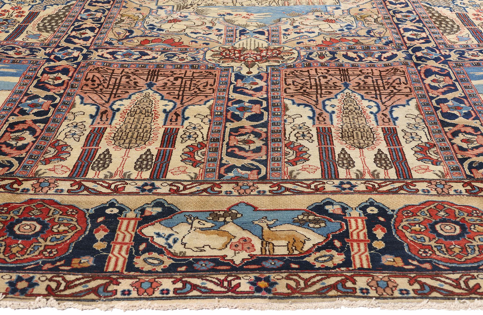 Perse Fin du 19e siècle - Tapis persan ancien de Tabriz à motifs picturaux de style traditionnel en vente
