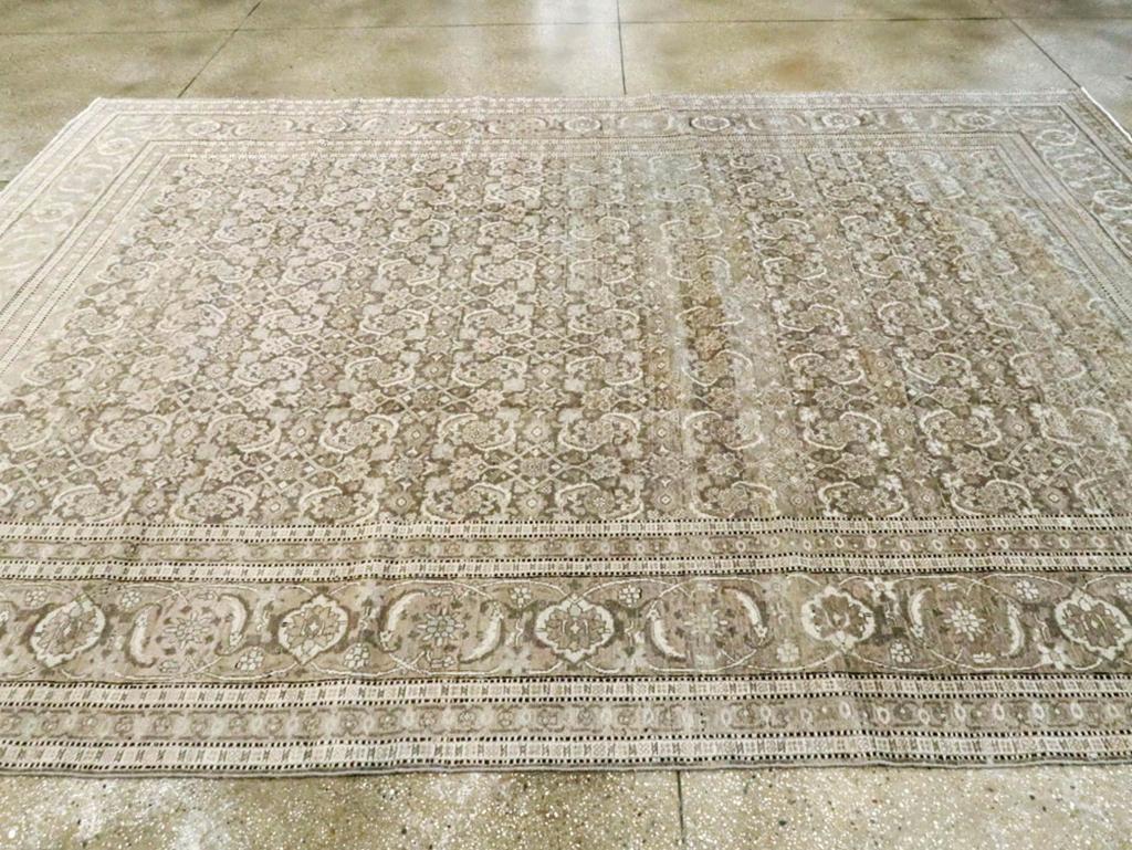 XX secolo Tappeto antico persiano Tabriz per la camera in vendita