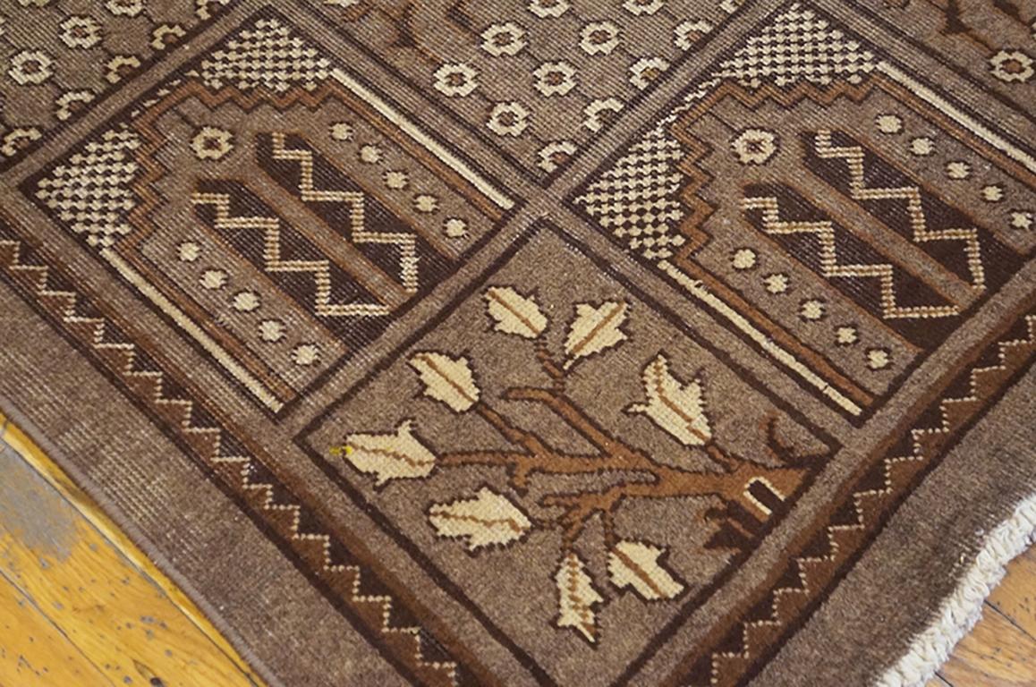 Metà XX secolo Tappeto antico persiano Tabriz in vendita