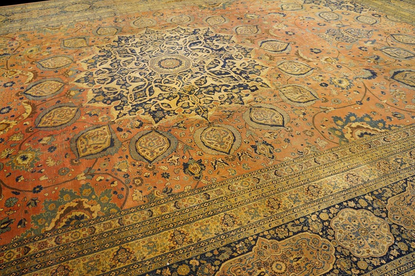 Late 19th Century Persian Tabriz Haji Jalili Carpet (14'4