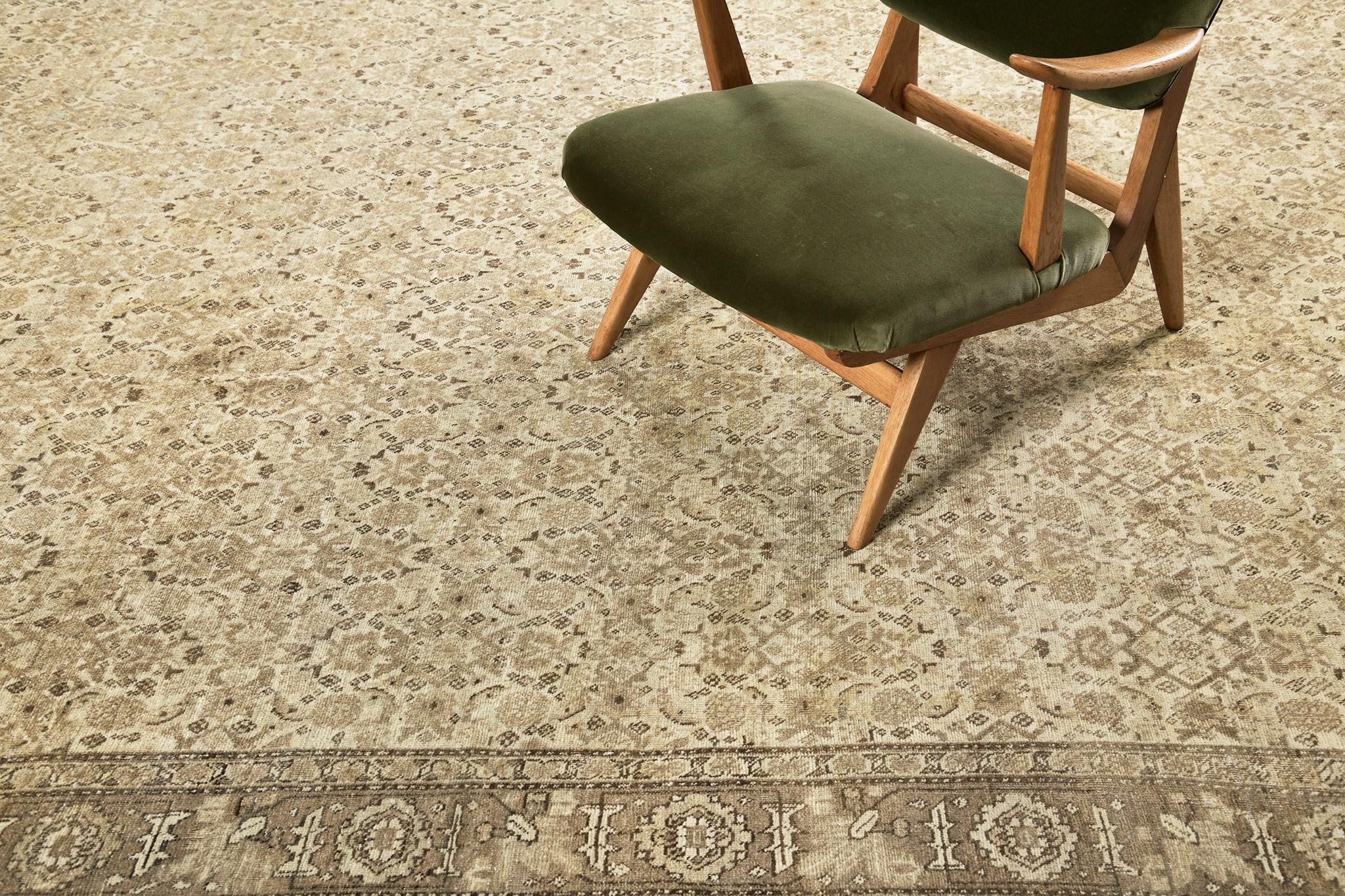 Tapis persan ancien de Tabriz 16013 en vente 3