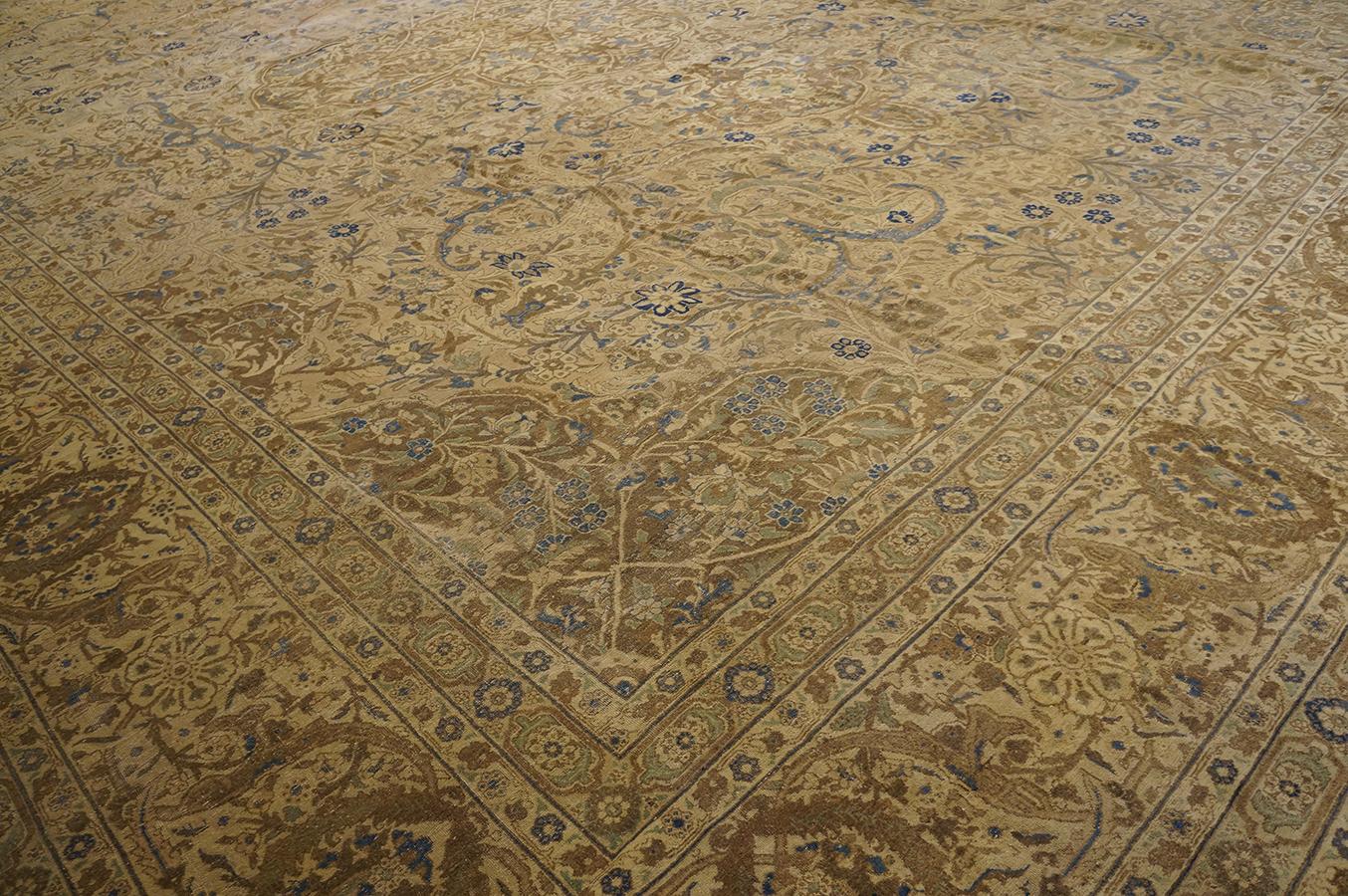 Fine XIX secolo Tappeto persiano Tabriz della fine del XIX secolo ( 18' x 26' ) in vendita