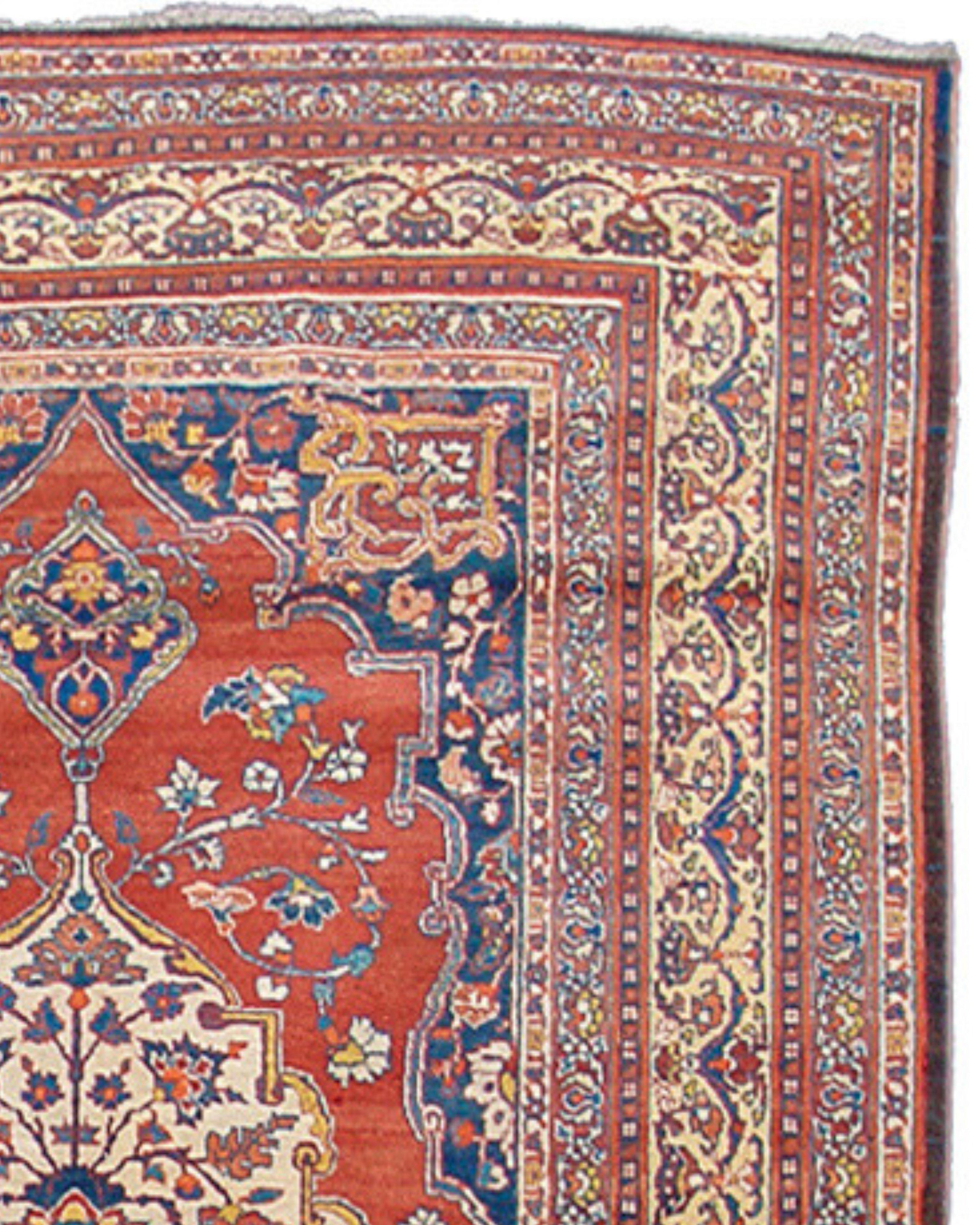 Tapis persan antique de Tabriz, 19e siècle

Excellent état.

Informations complémentaires :
Dimensions : 4'5