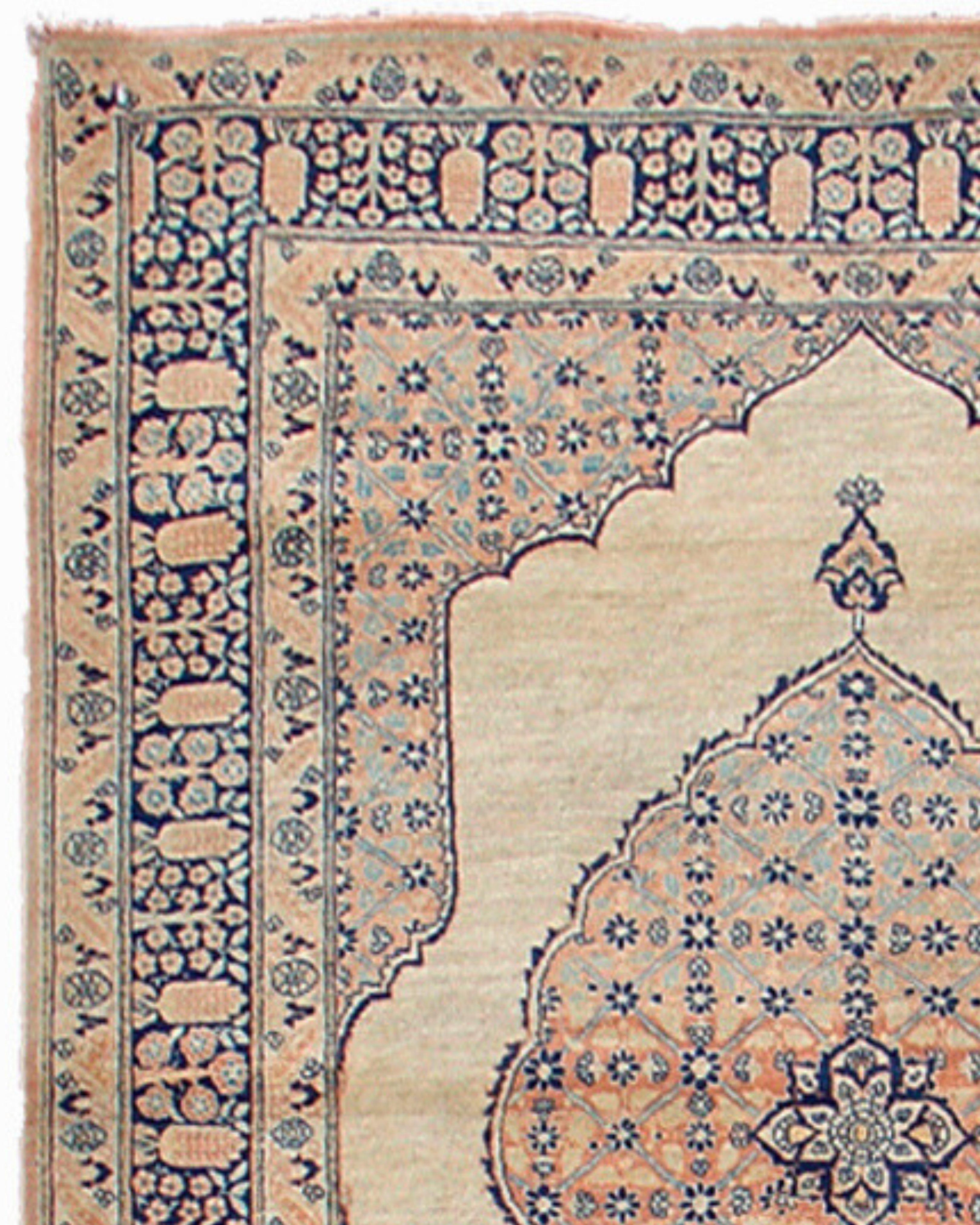 Perse Tapis persan antique de Tabriz, 19e siècle en vente