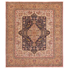 Antiker persischer Täbriz-Teppich 3' 10 Zoll x 4' 4 Zoll 