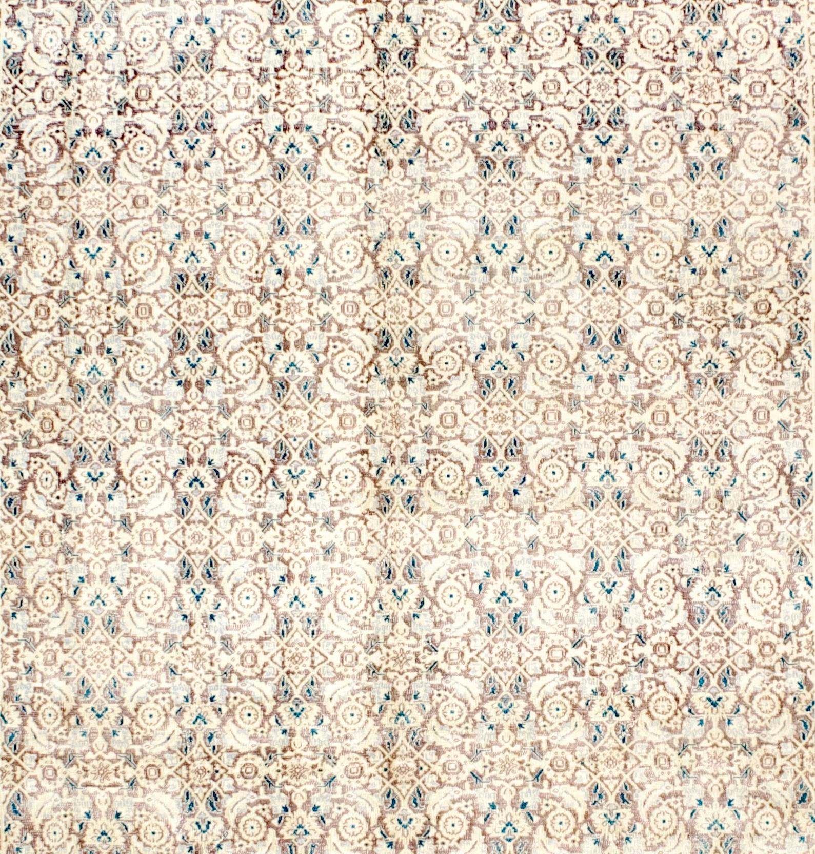 20ième siècle Tapis persan antique Tabriz 7'9
