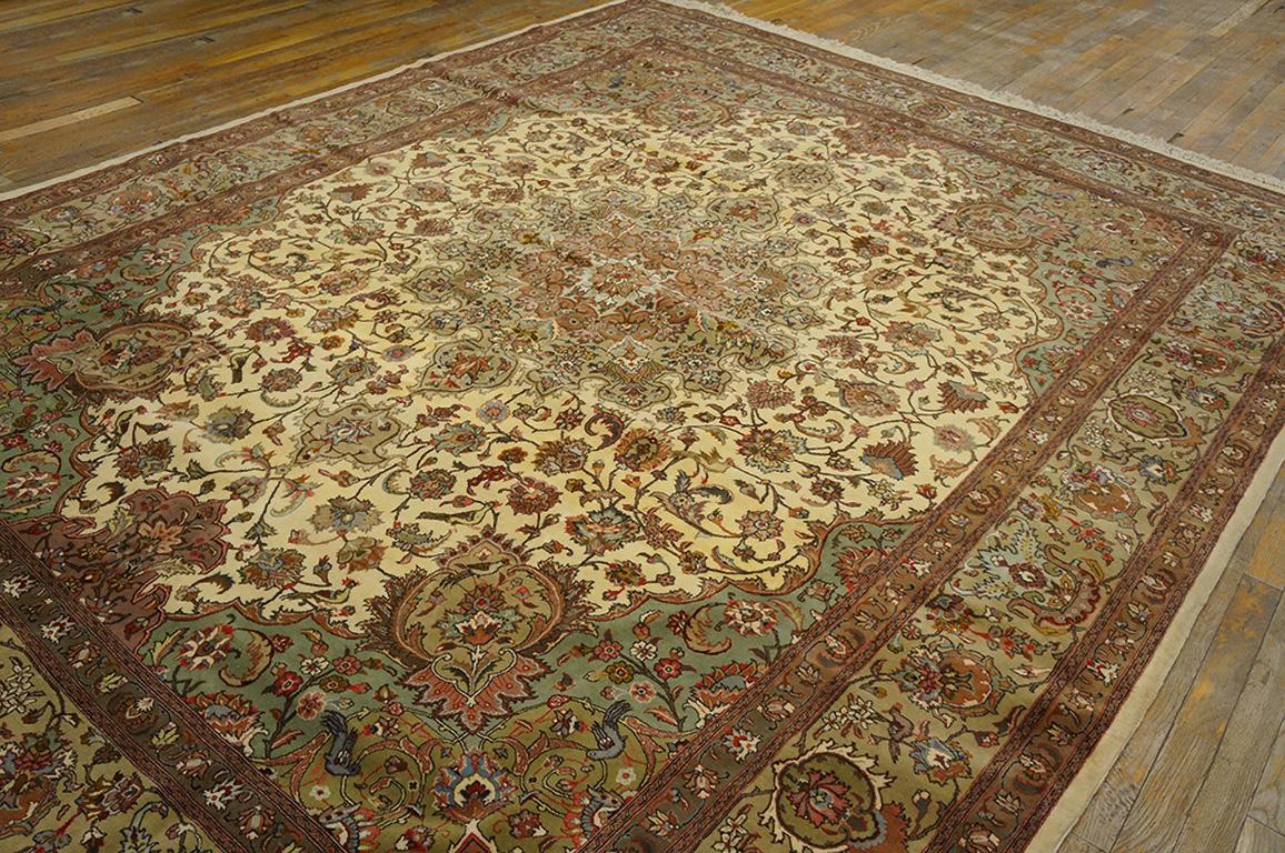 Antiker persischer Täbriz-Teppich, Größe: 8' 0'' x 9' 8''.