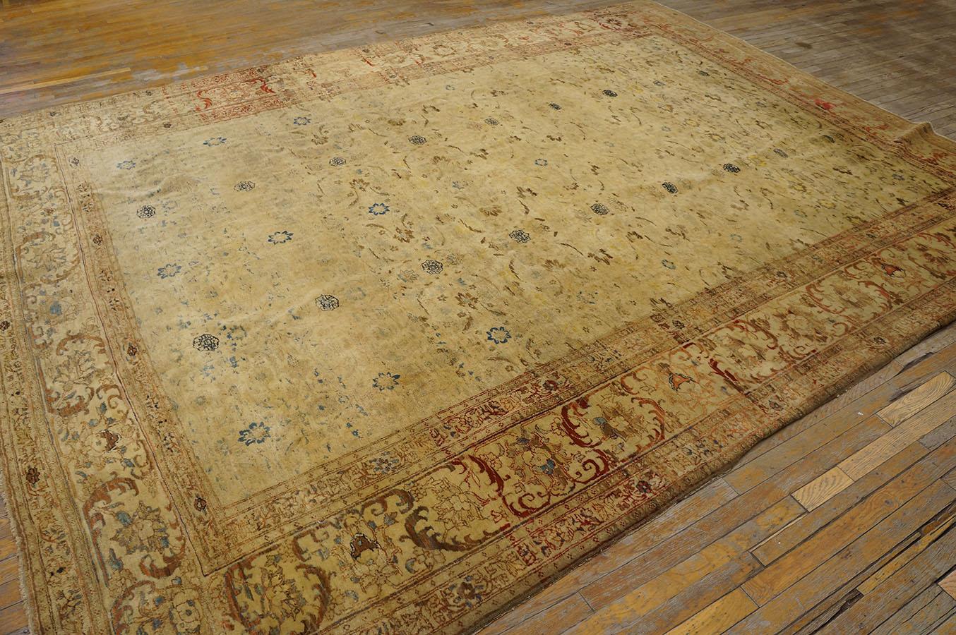 19th Century Persian Haji Jalili Tabriz Carpet ( 9'4'' x 12' - 285 x 366 )  For Sale 5