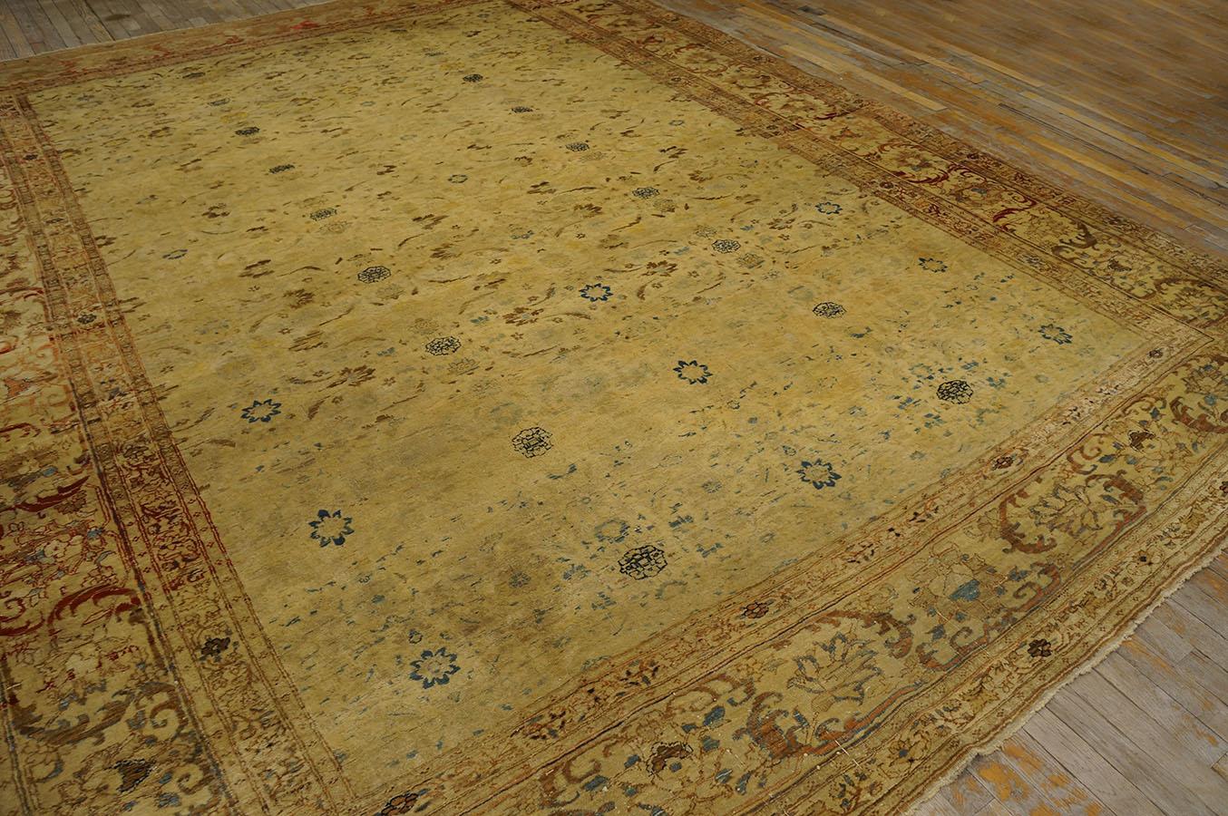 Late 19th Century 19th Century Persian Haji Jalili Tabriz Carpet ( 9'4'' x 12' - 285 x 366 )  For Sale