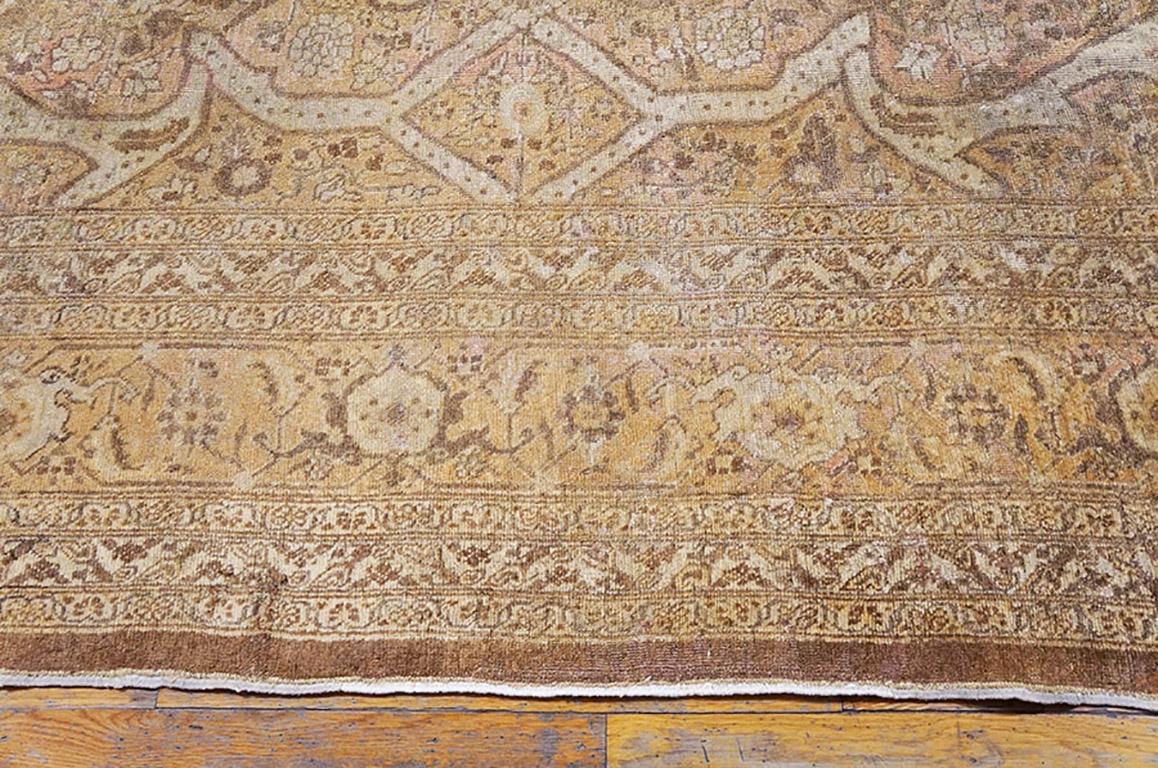 Early 20th Century Persian Tabriz Carpet ( 9 3