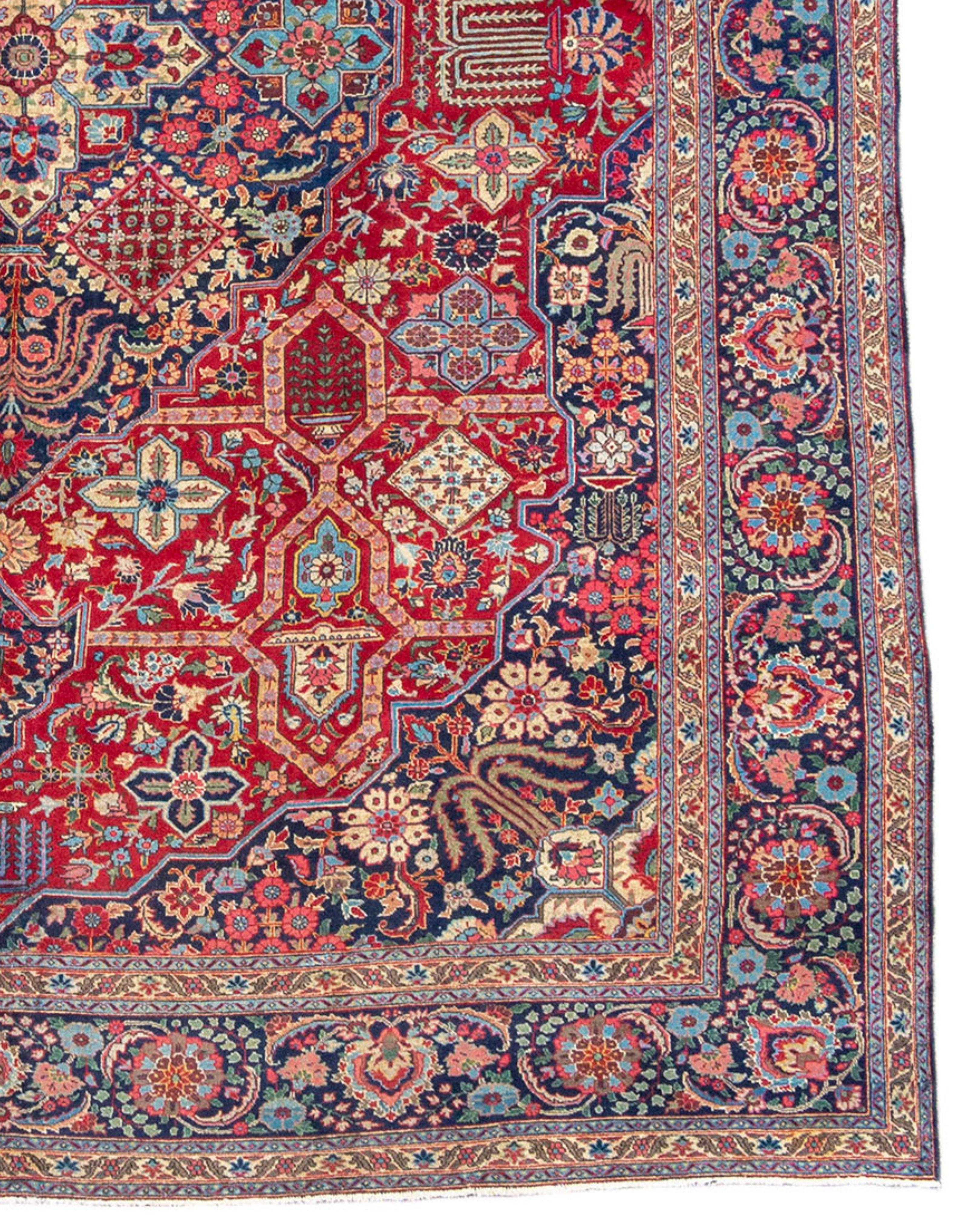 20th Century Antique Persian Tabriz Rug, c. 1940 For Sale