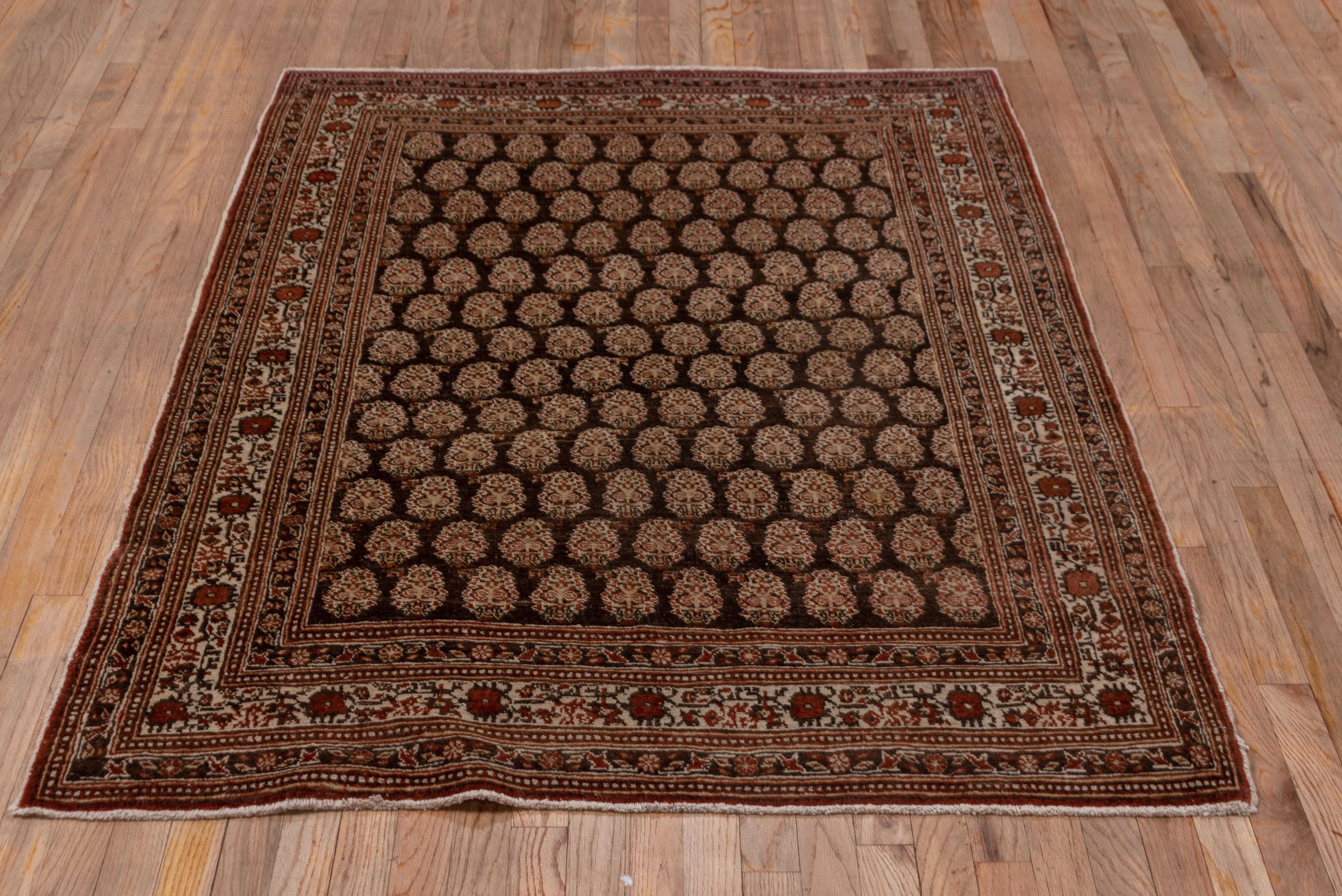 Antiker persischer Täbris-Teppich, dunkle Farben, ca. 1930er Jahre (Persisch)