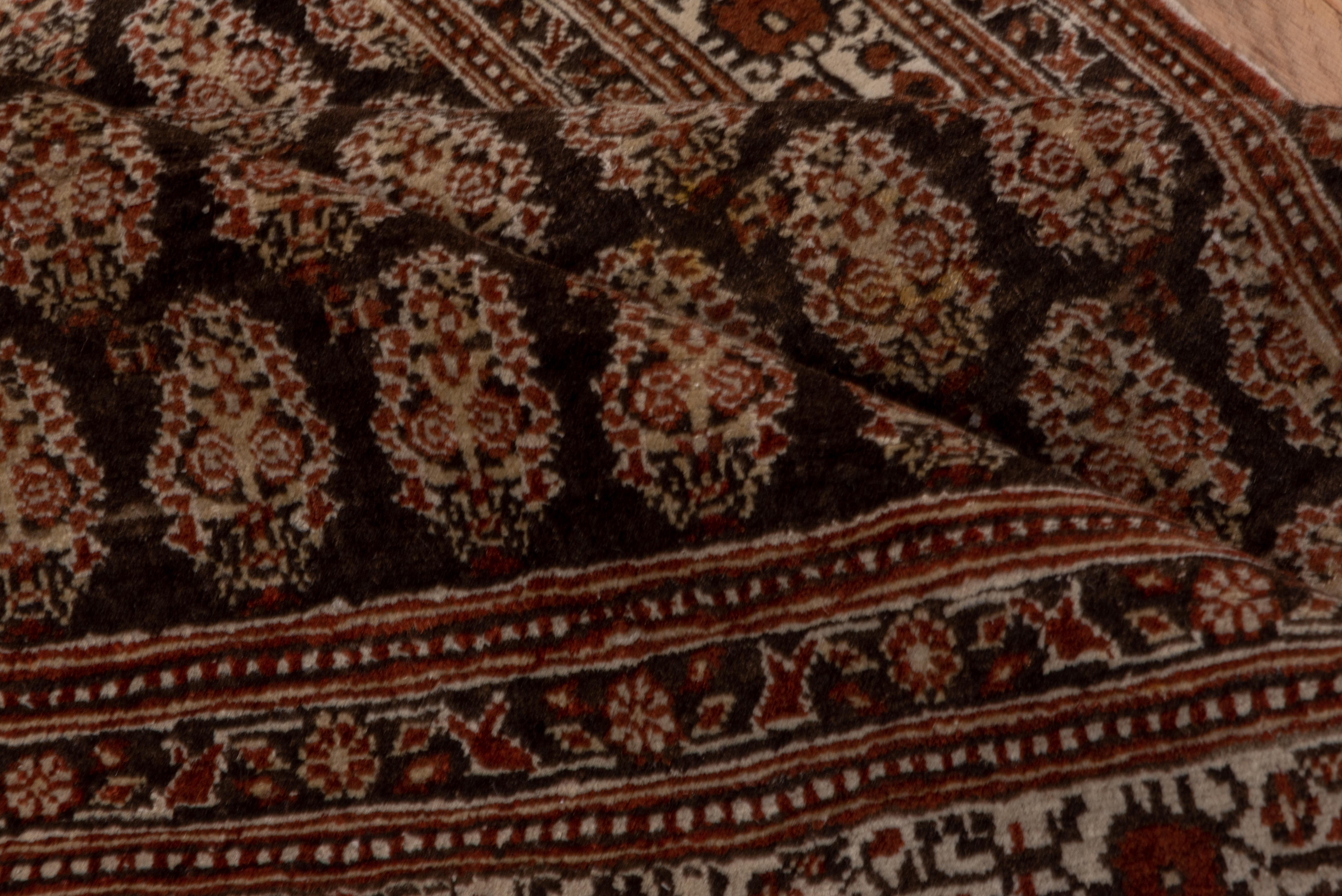 Antiker persischer Täbris-Teppich, dunkle Farben, ca. 1930er Jahre (Mitte des 20. Jahrhunderts)