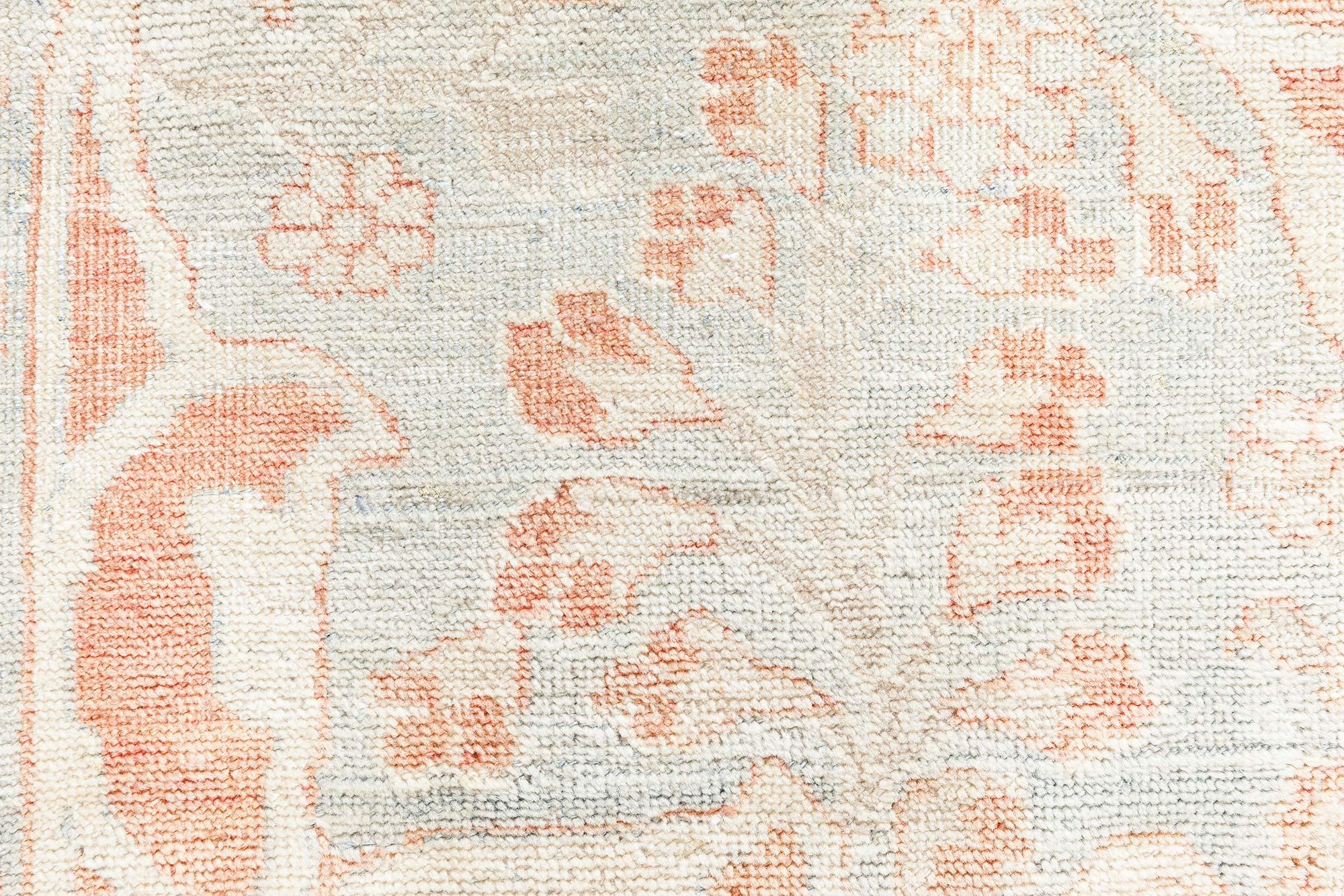 Noué à la main Tapis persan ancien de Tabriz Doris Leslie Blau en vente