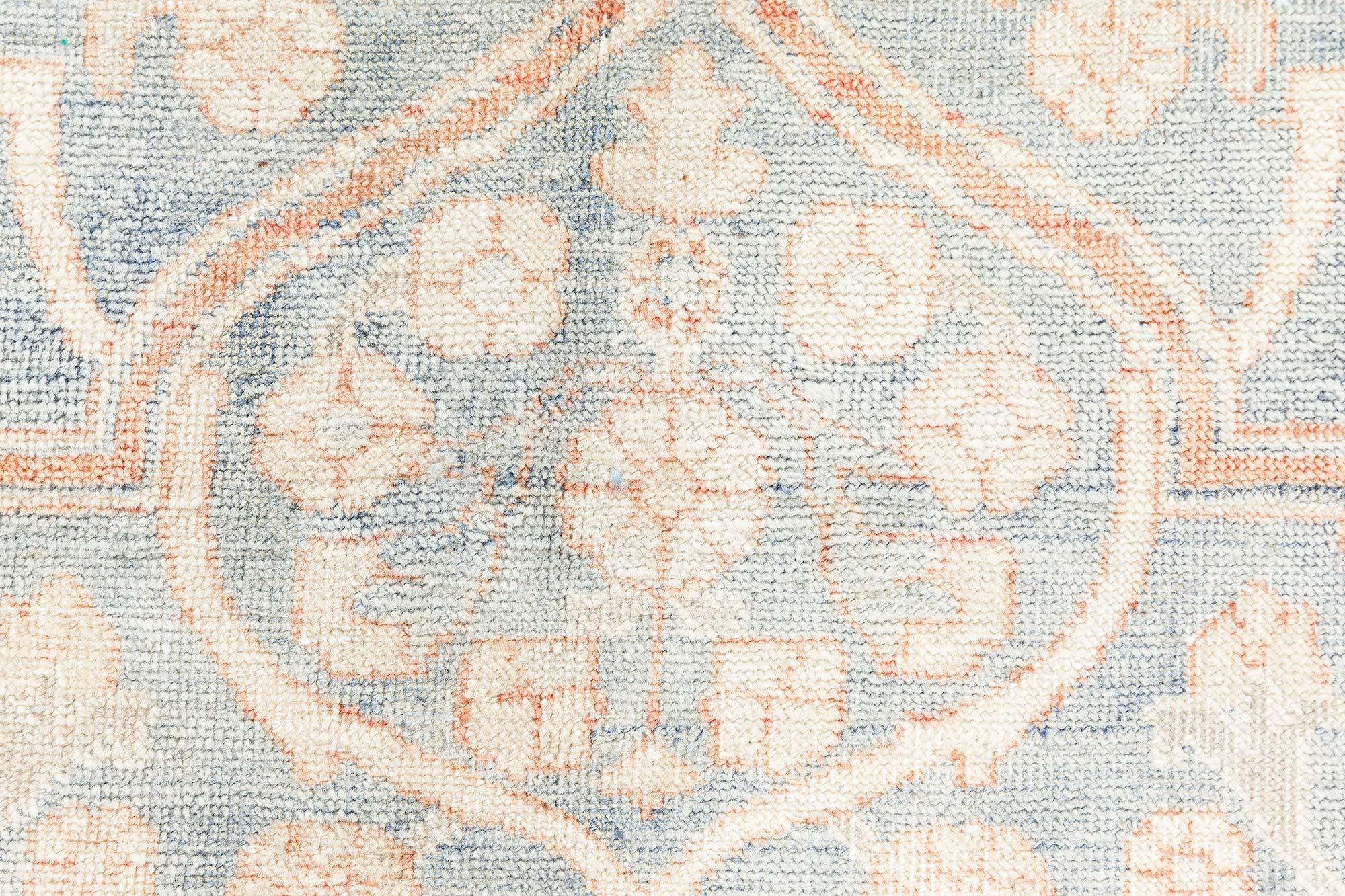 Tapis persan ancien de Tabriz Doris Leslie Blau en vente 1