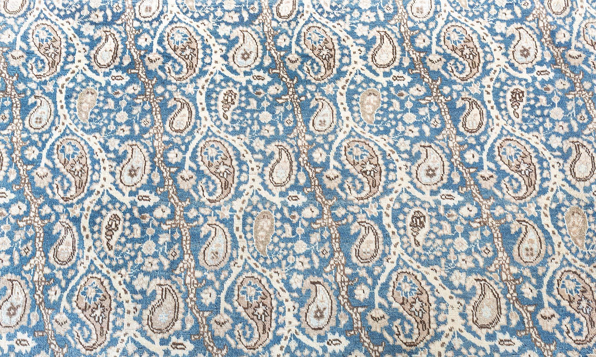 Antiker persischer Täbris-Teppich Doris Leslie Blau im Angebot 1