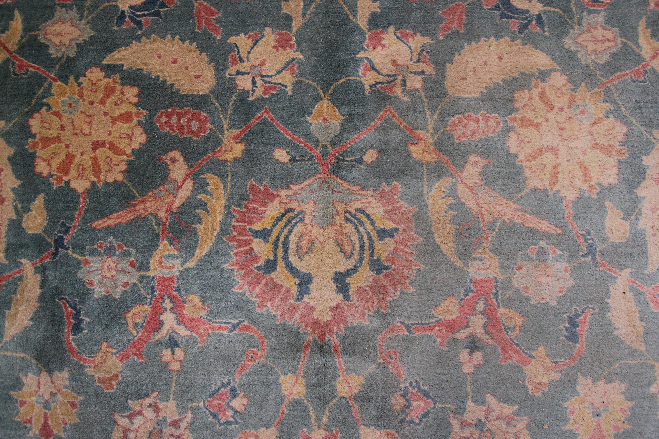 XX secolo Tappeto antico persiano Tabriz Tappeto floreale geometrico fine a fondo blu in vendita