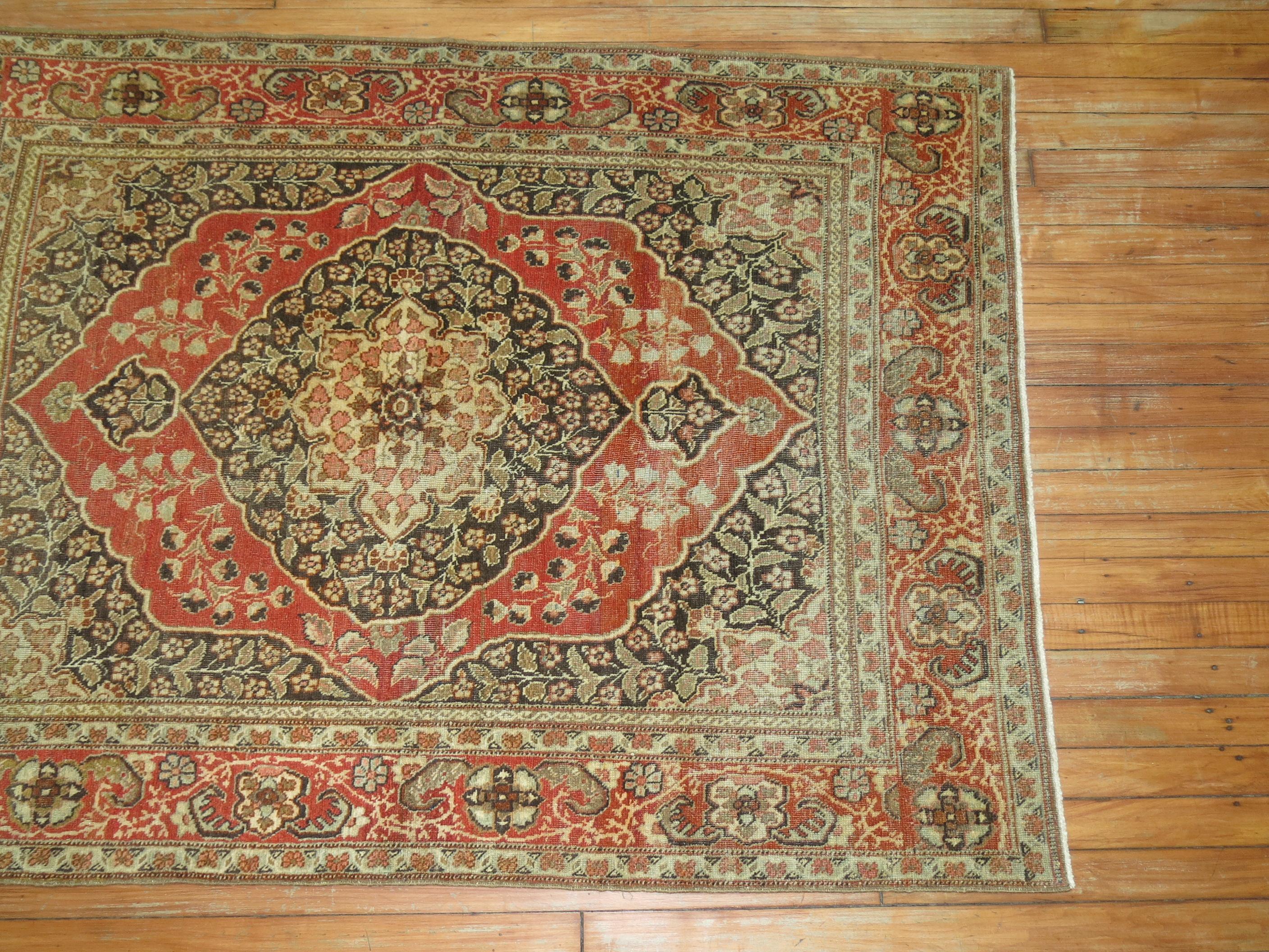 Early 20th Century Antique Persian Tabriz Rug For Sale 4