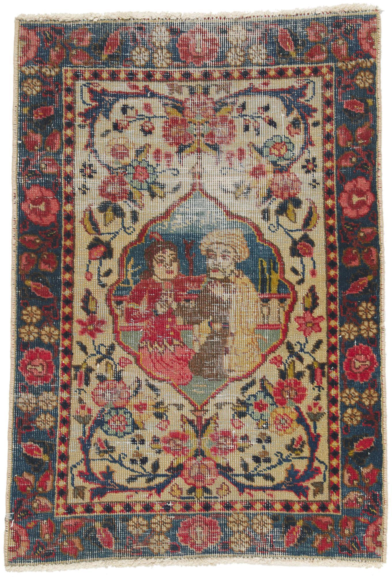 1920's Persian Tabriz Carpet with Traditional Style For Sale 4