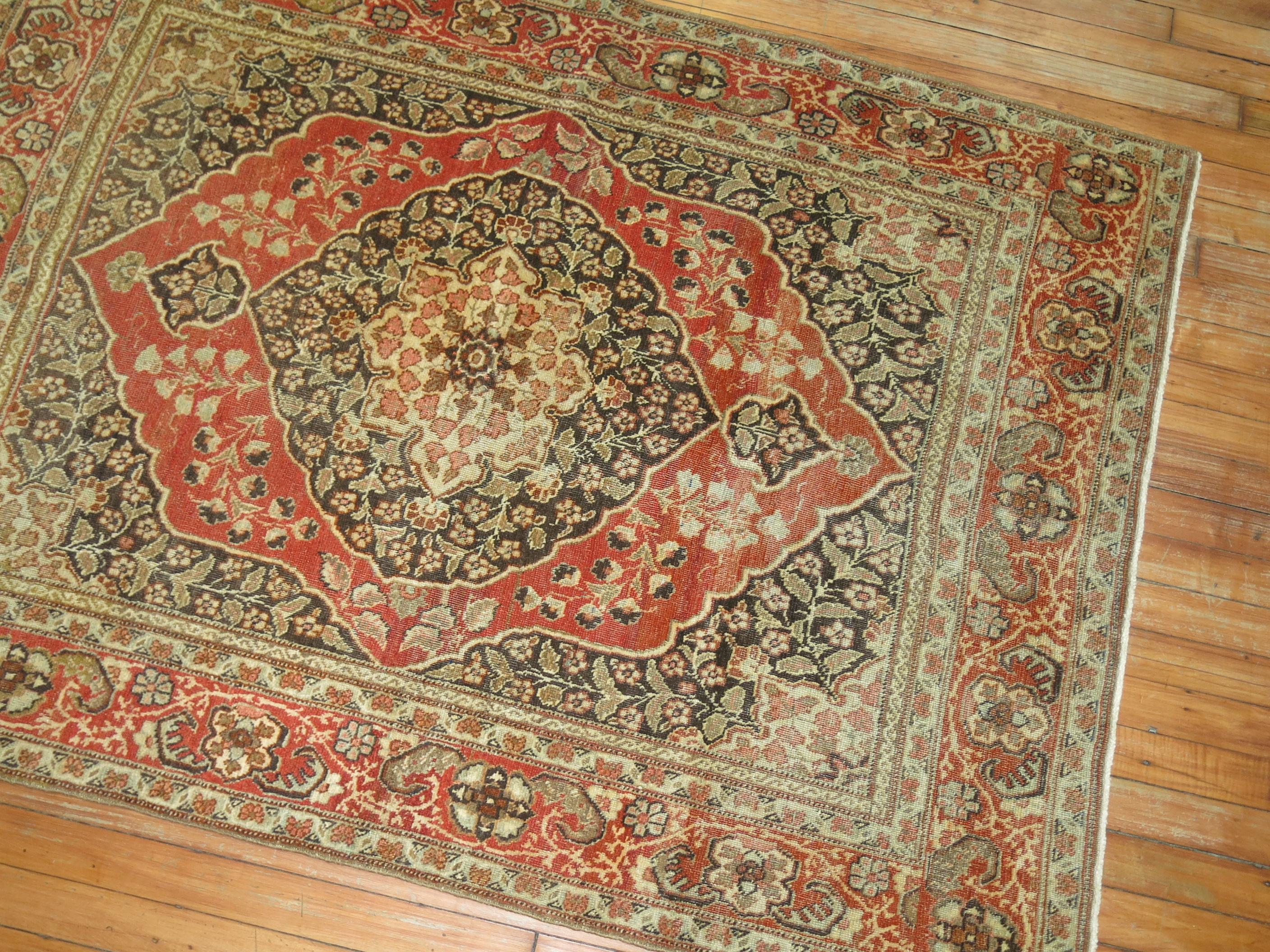 Early 20th Century Antique Persian Tabriz Rug For Sale 5