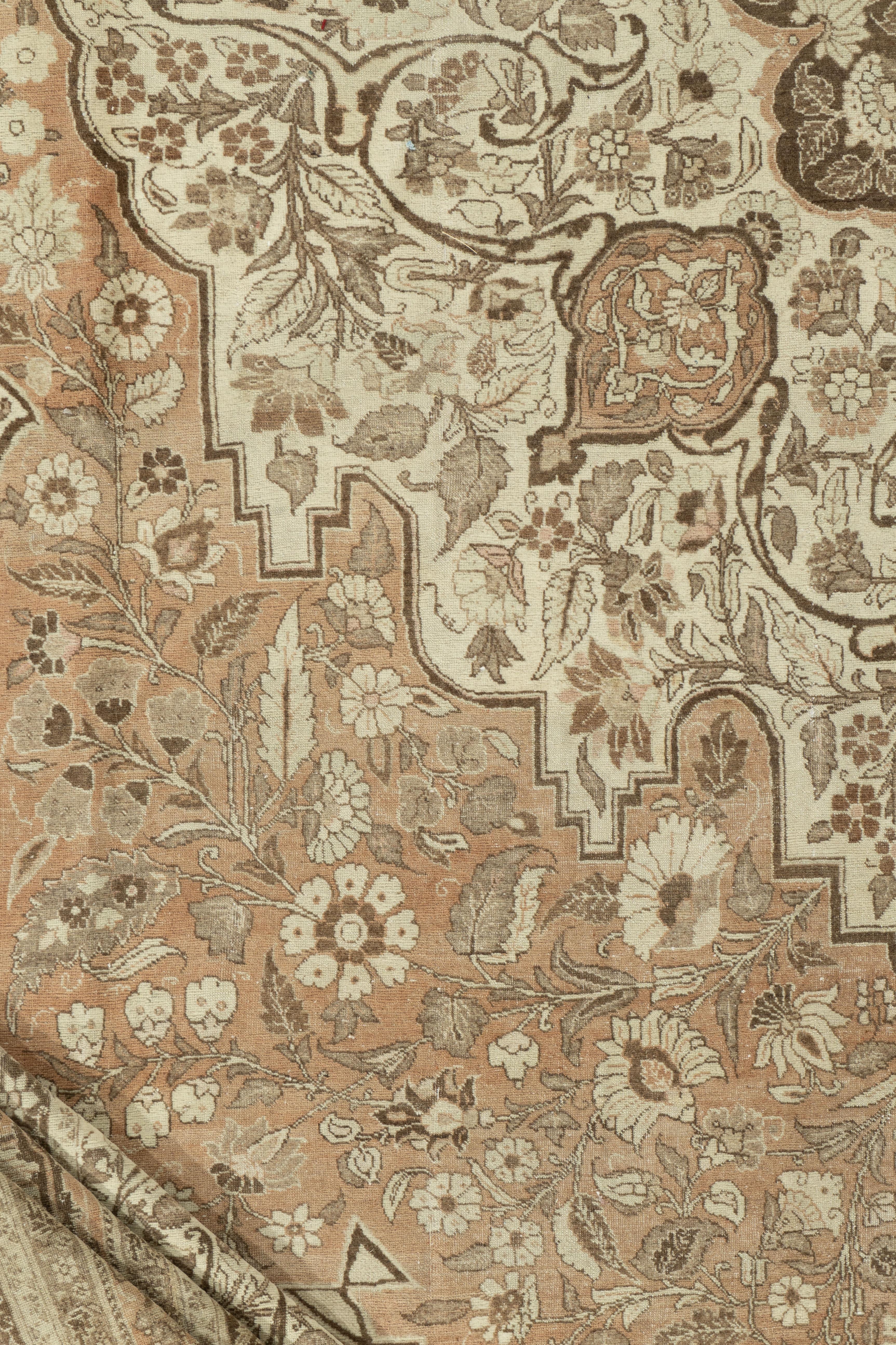 Tapis persan ancien de Tabriz  12'5 x 17'10 en vente 8