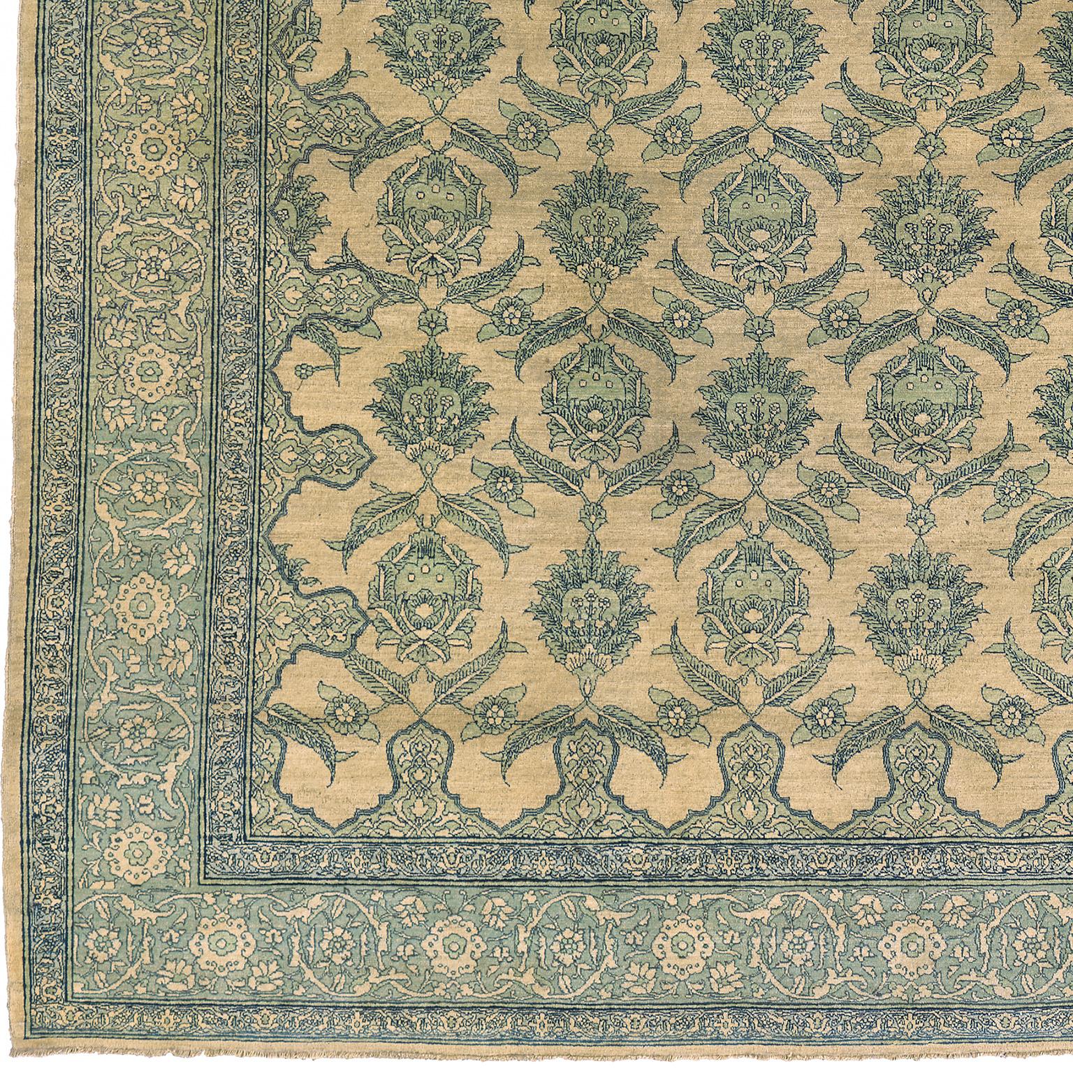 Persia nord-occidentale ca. 1900
389 x 282 cm (12'9