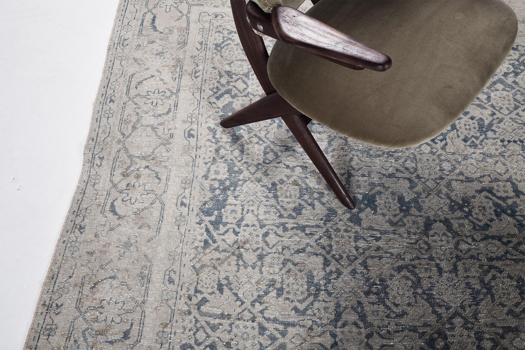 Numéro de tapis
32058
Taille
7' 6