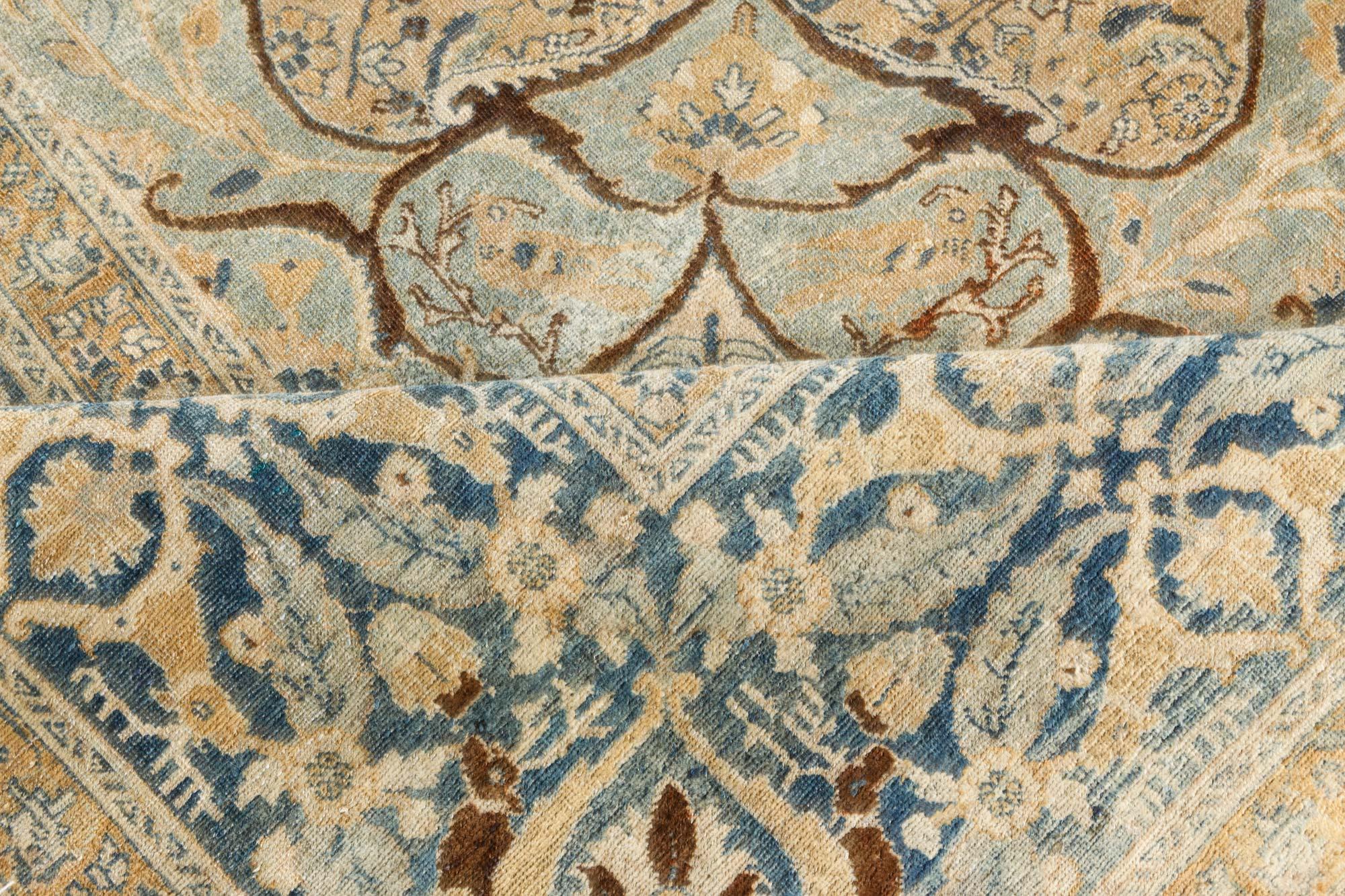 Fine Antique Persian Tabriz Handmade Wool Rug
Size: 11'10
