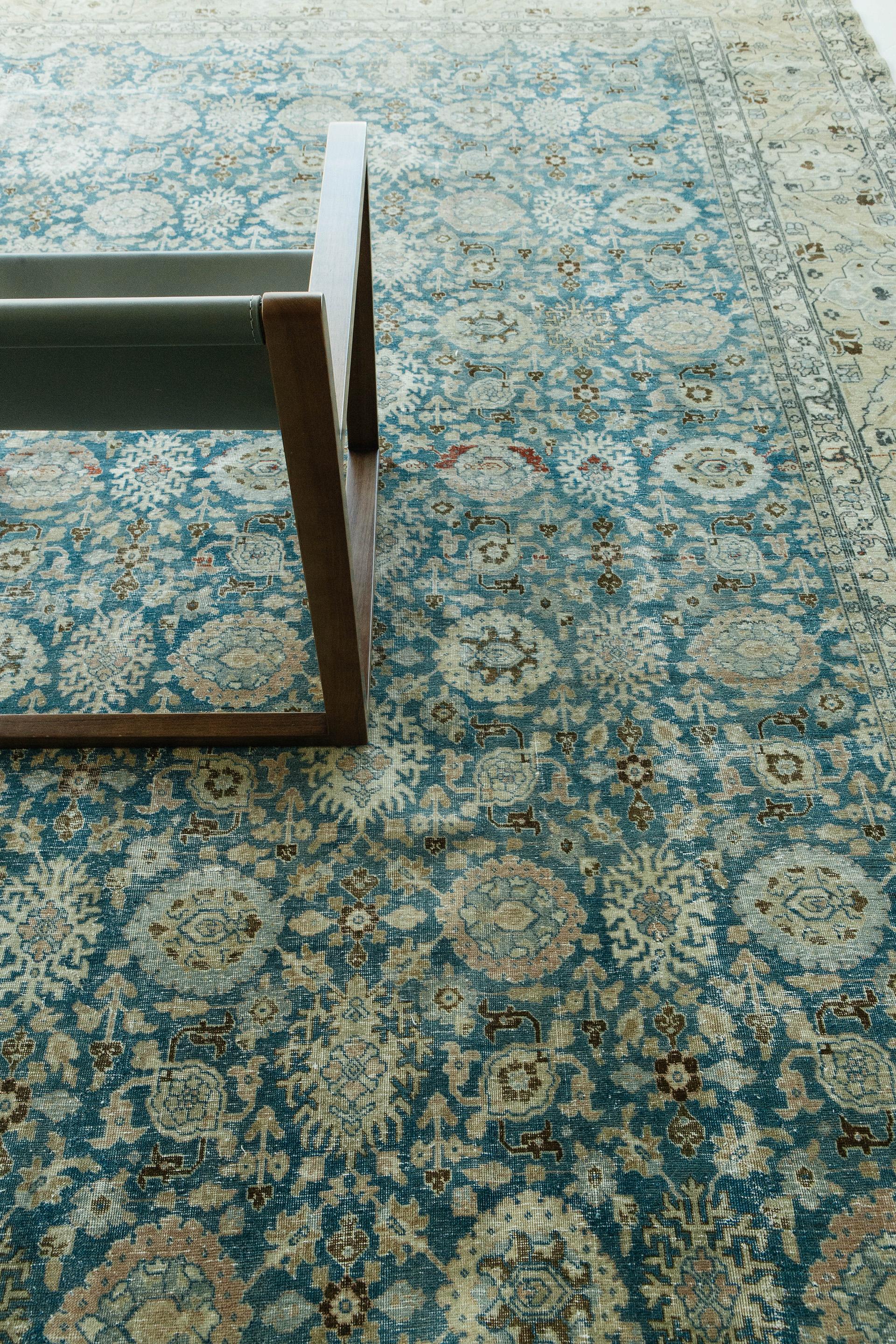 Antique Persian Tabriz Rug In Good Condition For Sale In WEST HOLLYWOOD, CA
