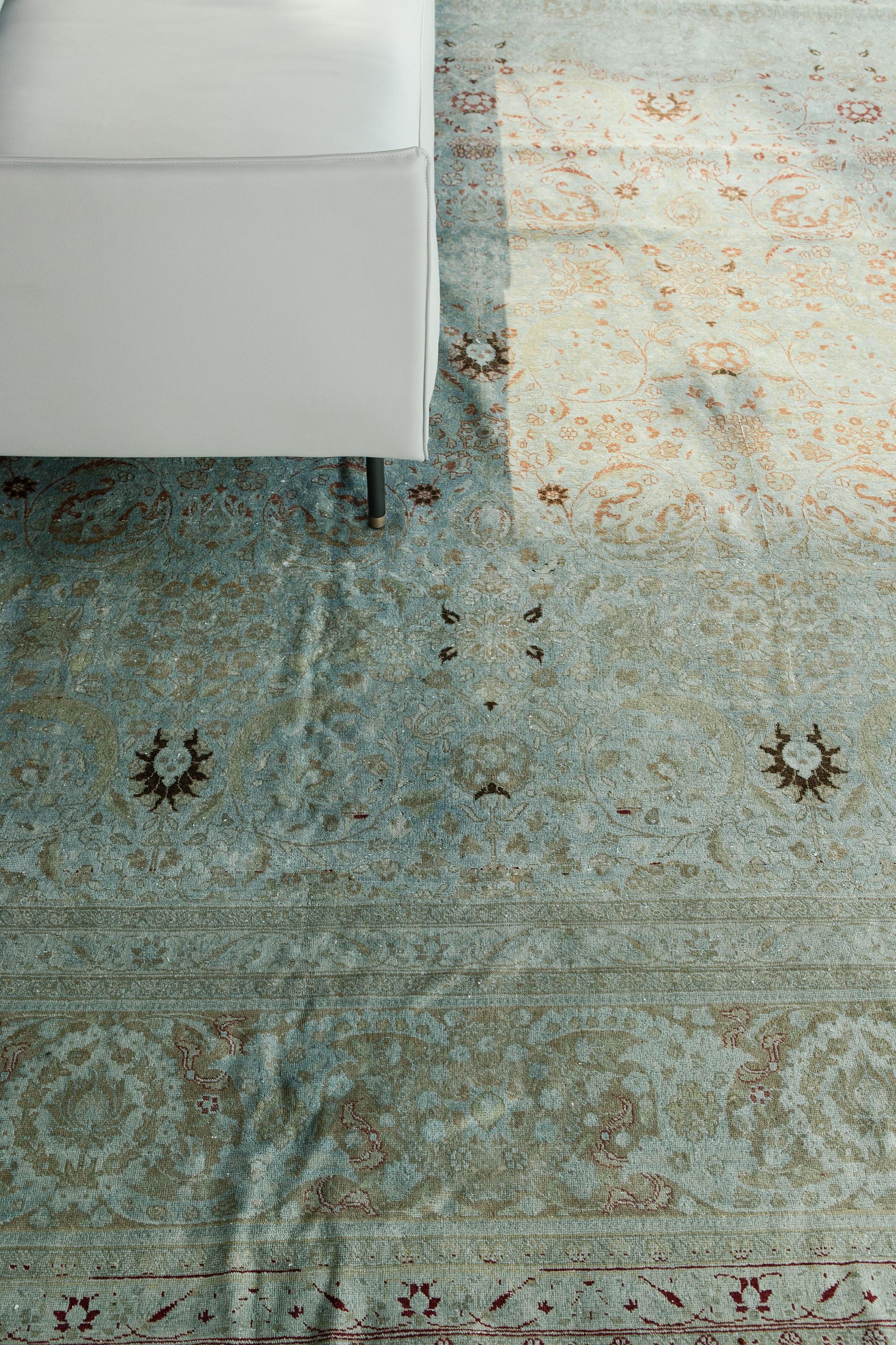 Antique Persian Tabriz Rug In Good Condition For Sale In WEST HOLLYWOOD, CA