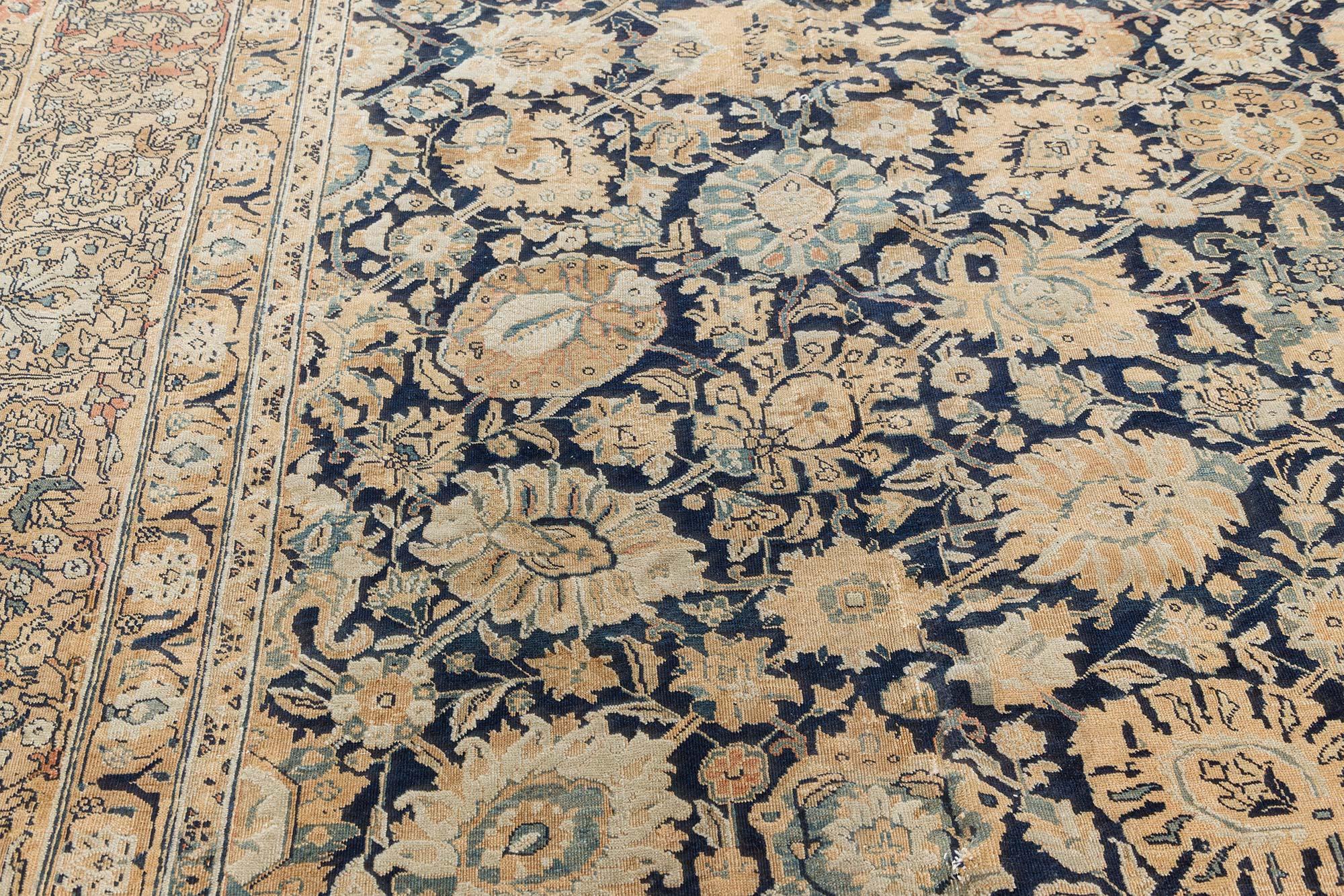 Antique Persian Tabriz Handmade Wool Rug In Good Condition For Sale In New York, NY