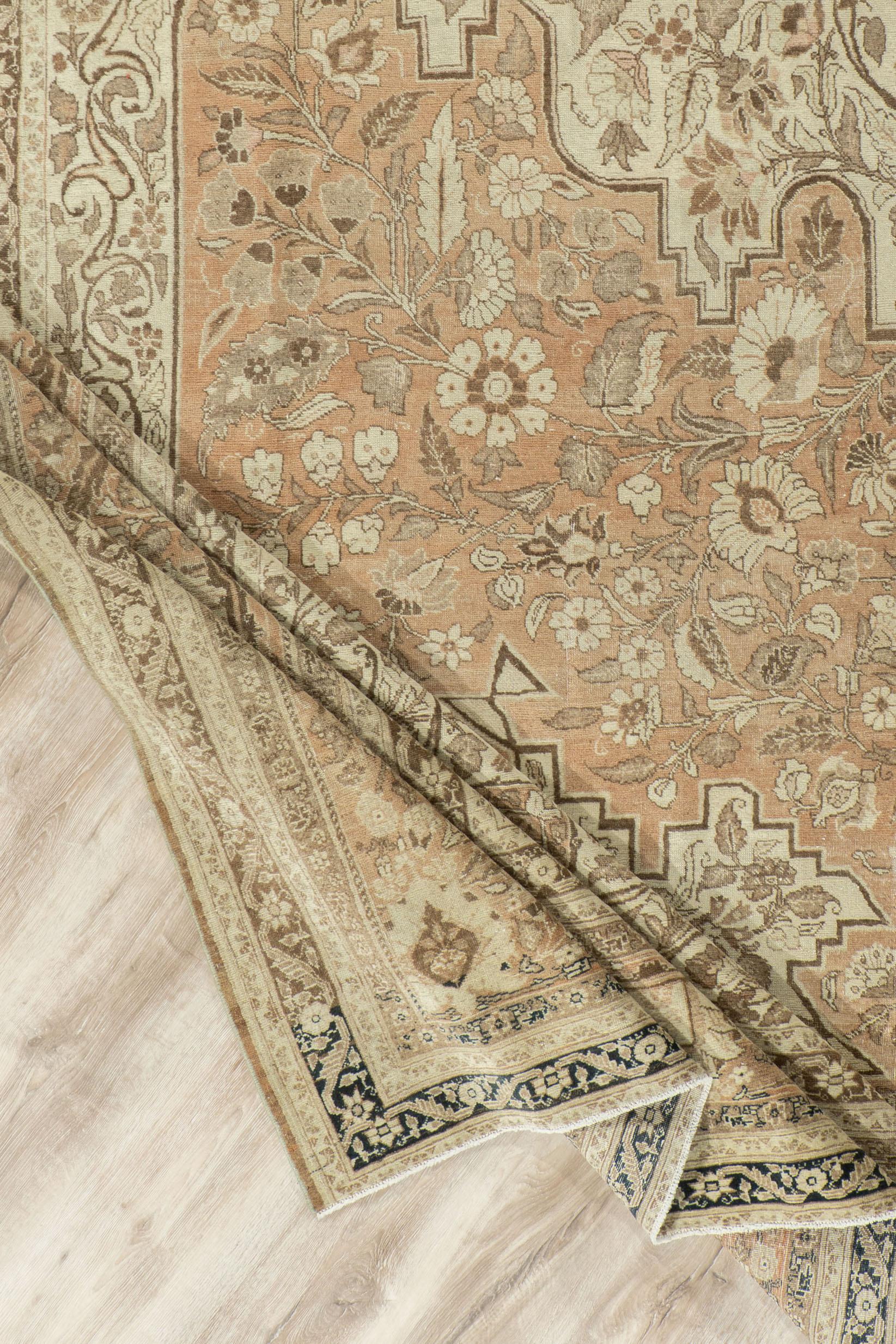 XIXe siècle Tapis persan ancien de Tabriz  12'5 x 17'10 en vente