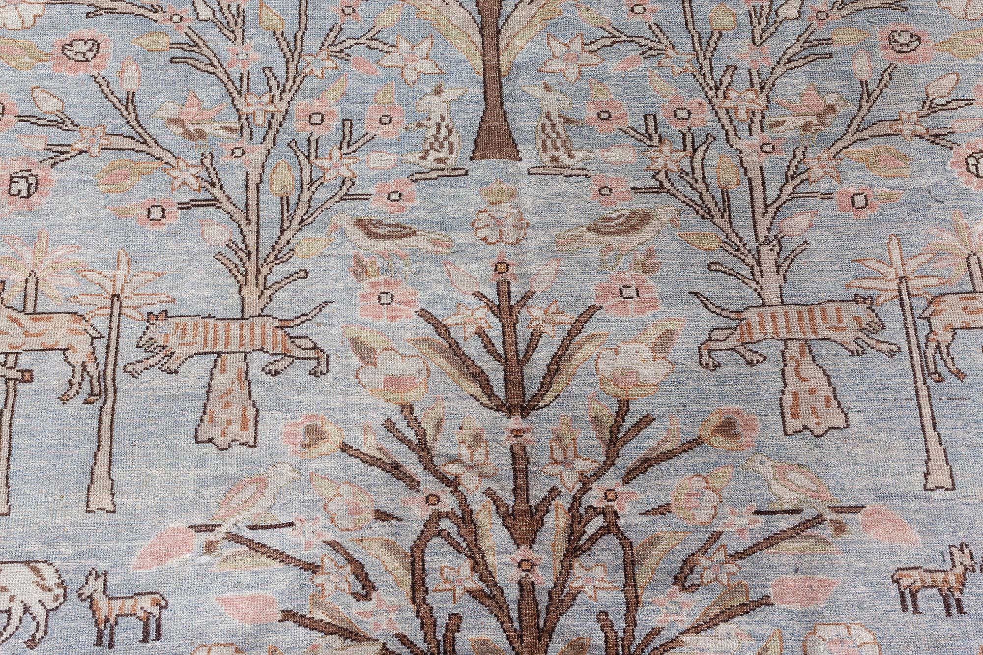 20ième siècle Tapis persan ancien de Tabriz Doris Leslie Blau en vente