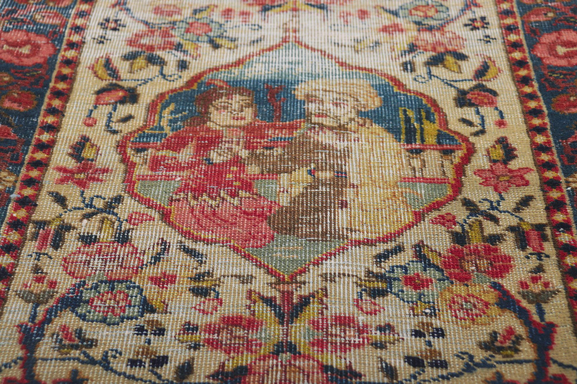 20th Century 1920's Persian Tabriz Carpet with Traditional Style For Sale