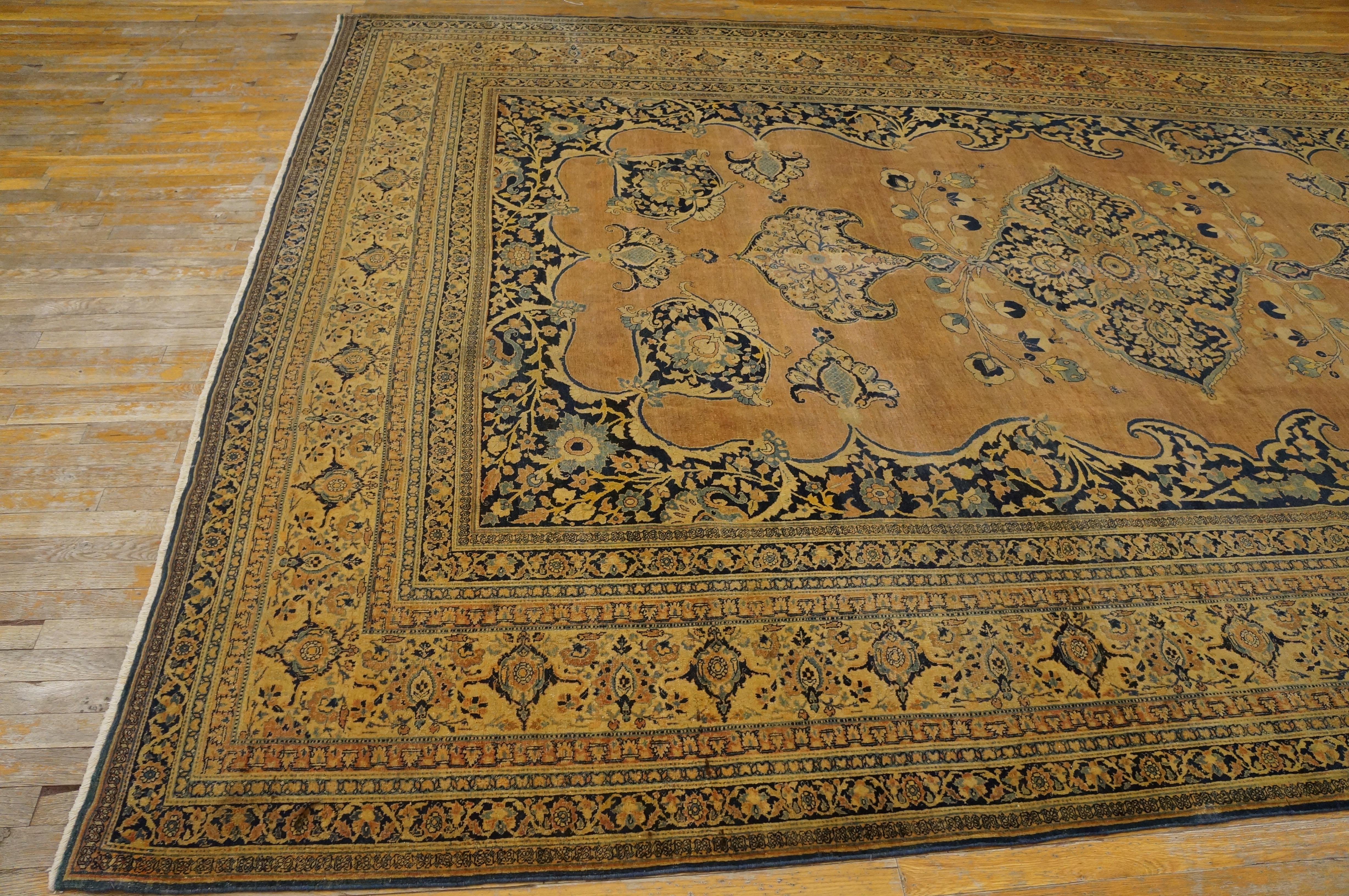 Late 19th Century 19th Century Persian Tabriz Haji Jalili Carpet ( 9'6