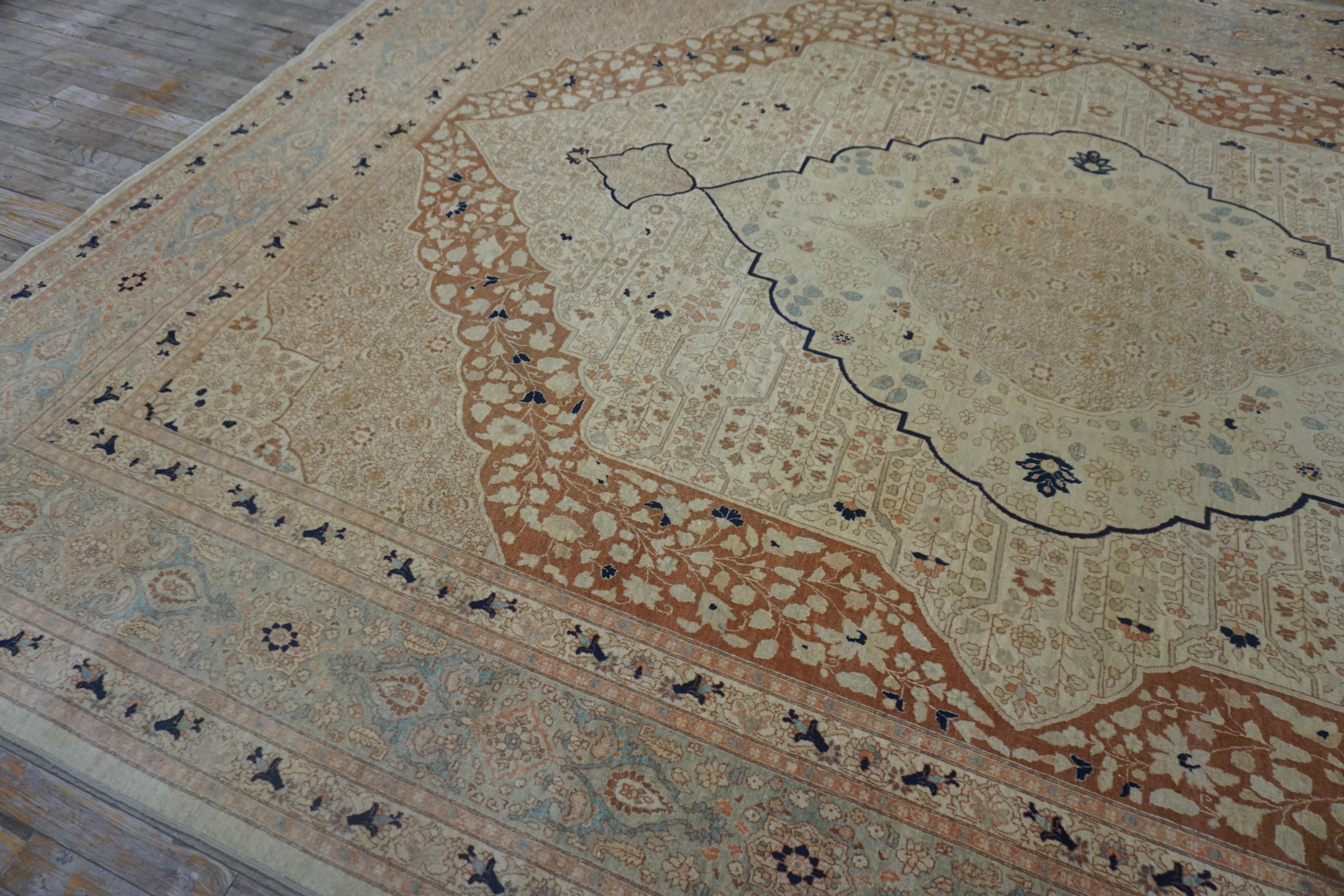 Late 19th Century 19th Century Persian Tabriz Haji Jalili Carpet ( 9' x 11'8
