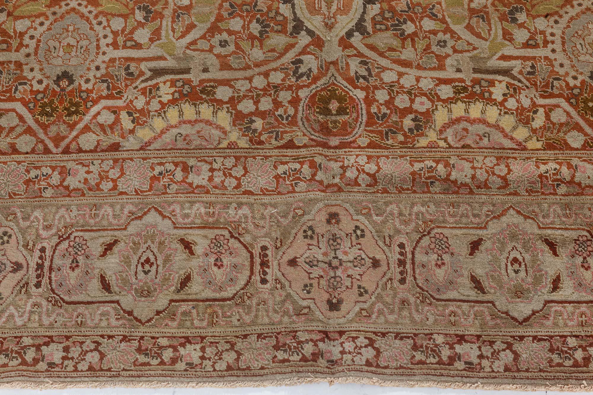 Antiker Persischer Tabriz Handgeknüpfter Wollteppich im Angebot 2