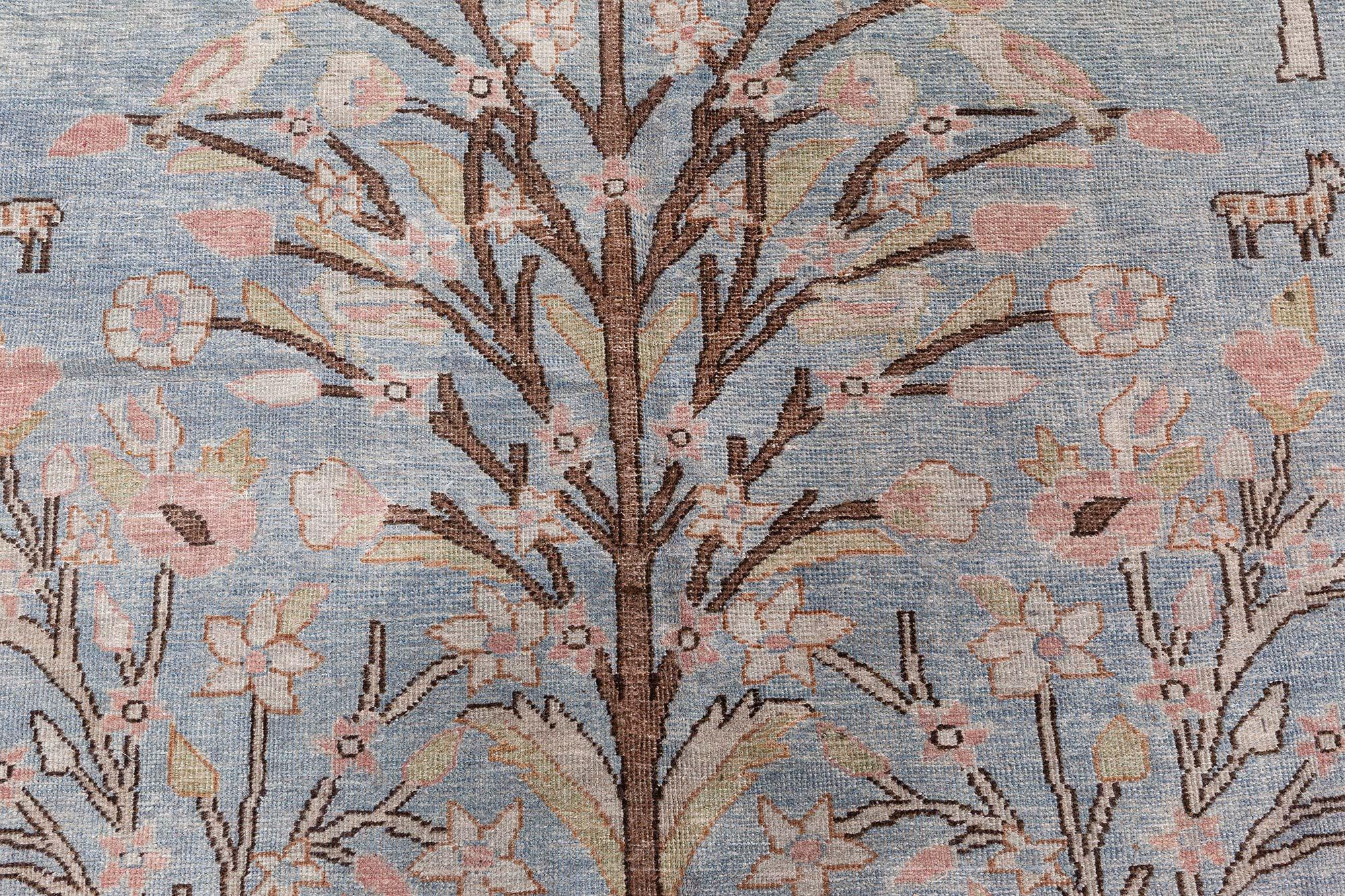 Laine Tapis persan ancien de Tabriz Doris Leslie Blau en vente