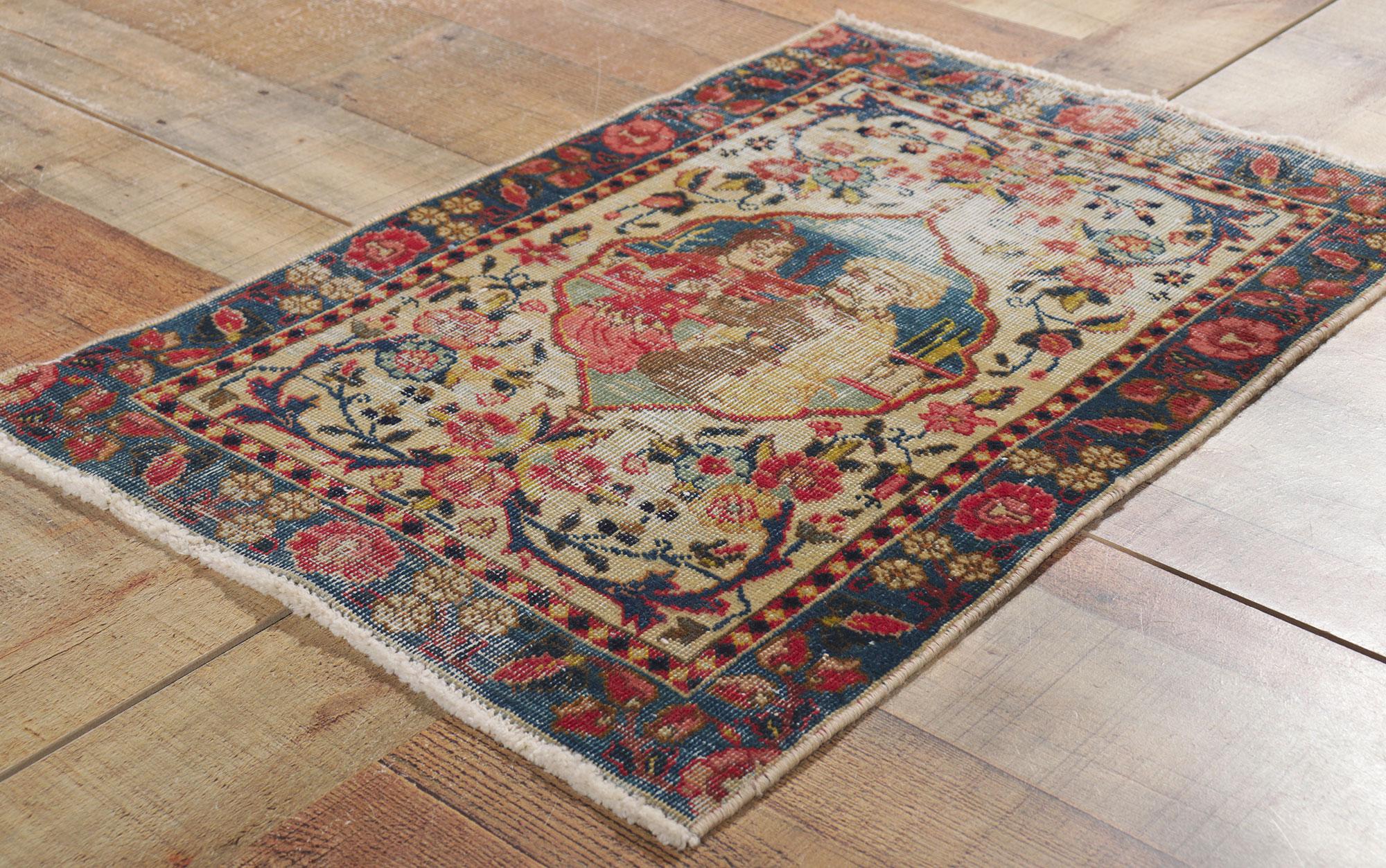 1920's Persian Tabriz Carpet with Traditional Style For Sale 1
