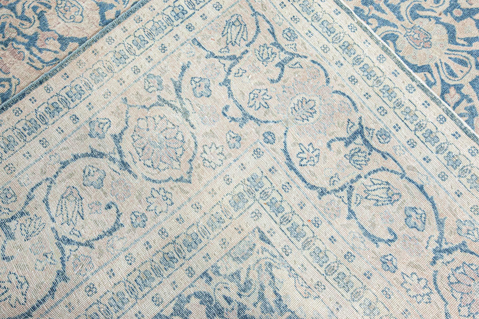 Tapis persan ancien de Tabriz Doris Leslie Blau en vente 1