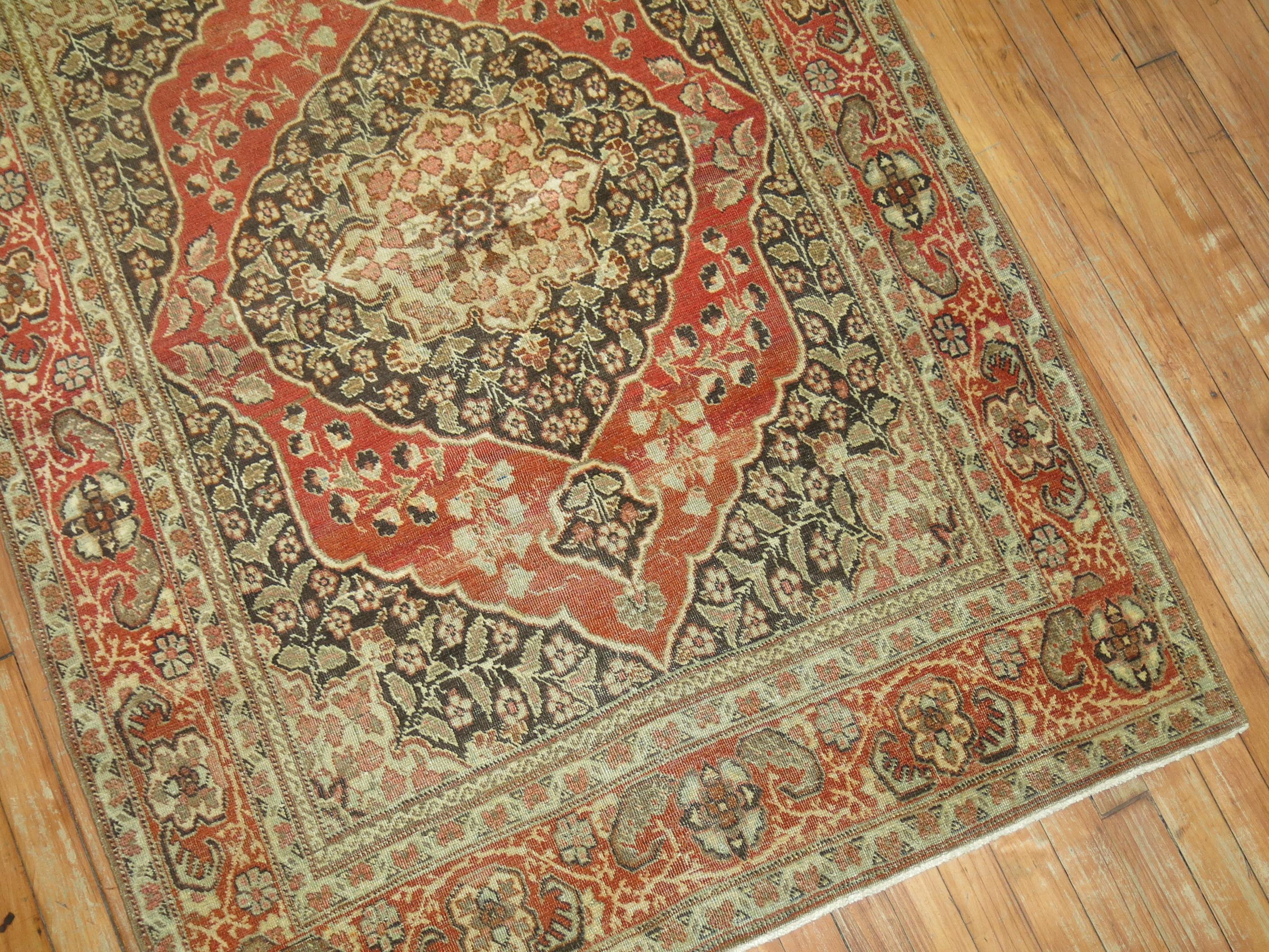 Early 20th Century Antique Persian Tabriz Rug For Sale 2