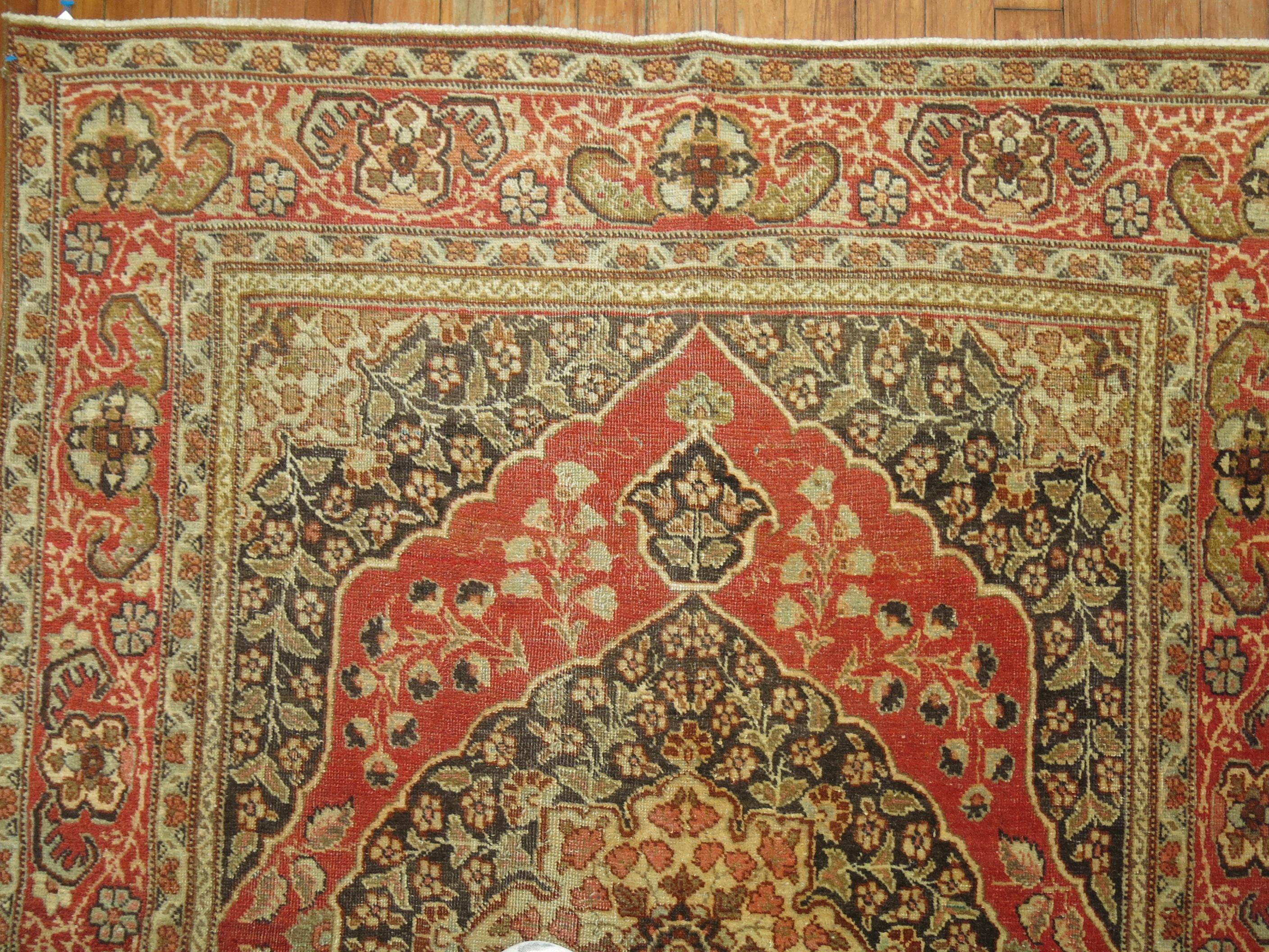 Early 20th Century Antique Persian Tabriz Rug For Sale 3